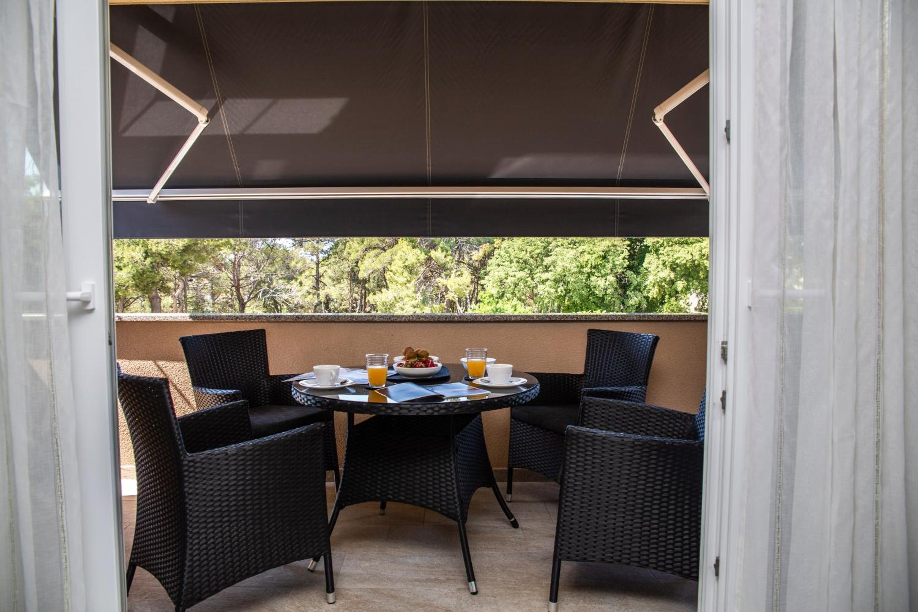 Iadertina Duplex Apartment with Garden view 2