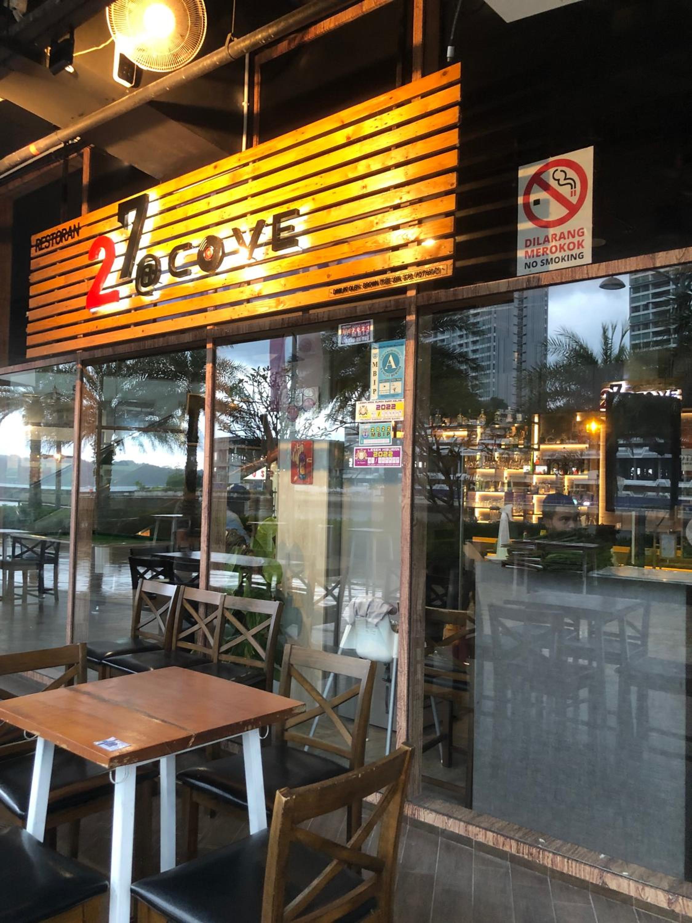 Teega Residence @ Cosy Seafront Living photo 6