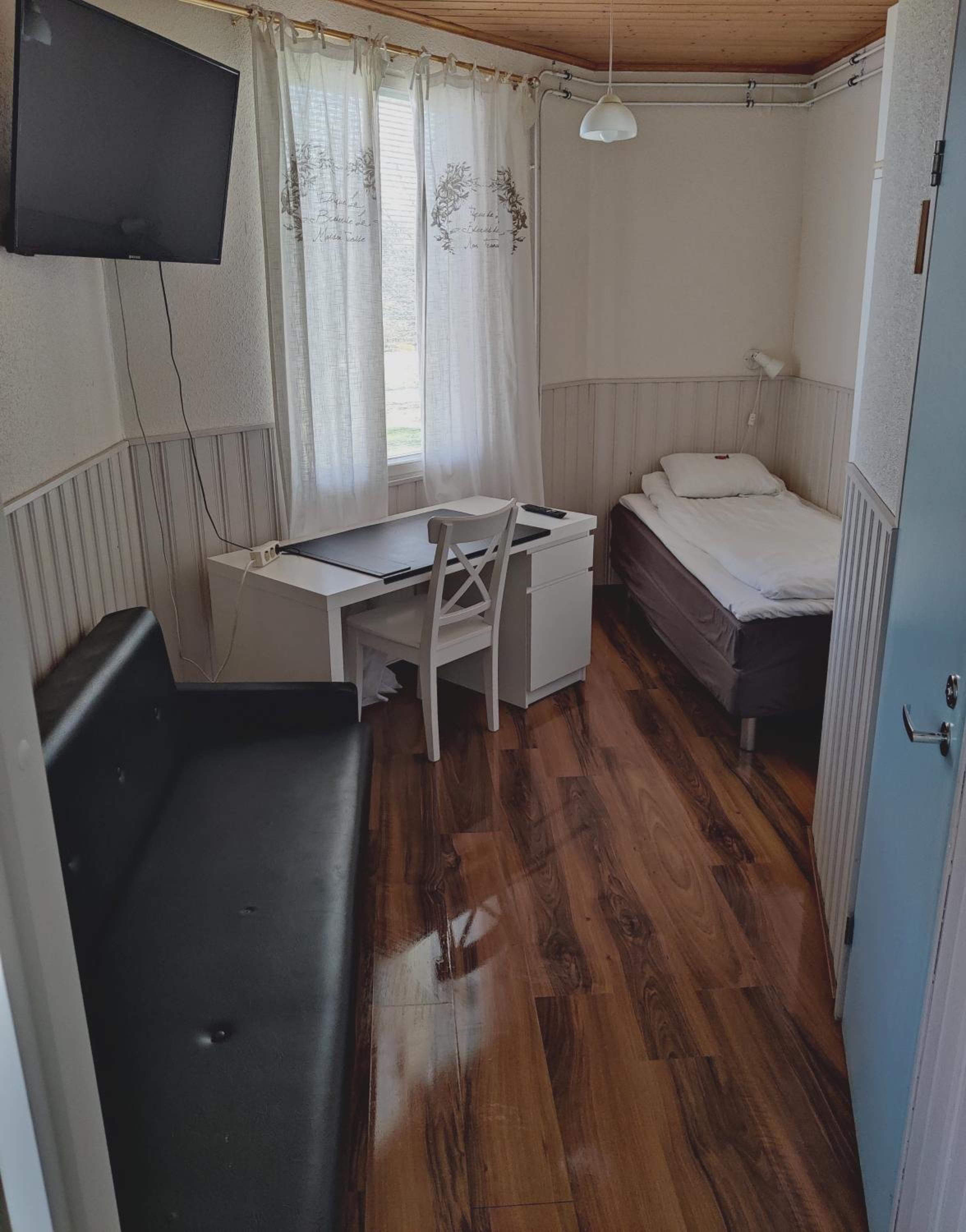 Photo 11