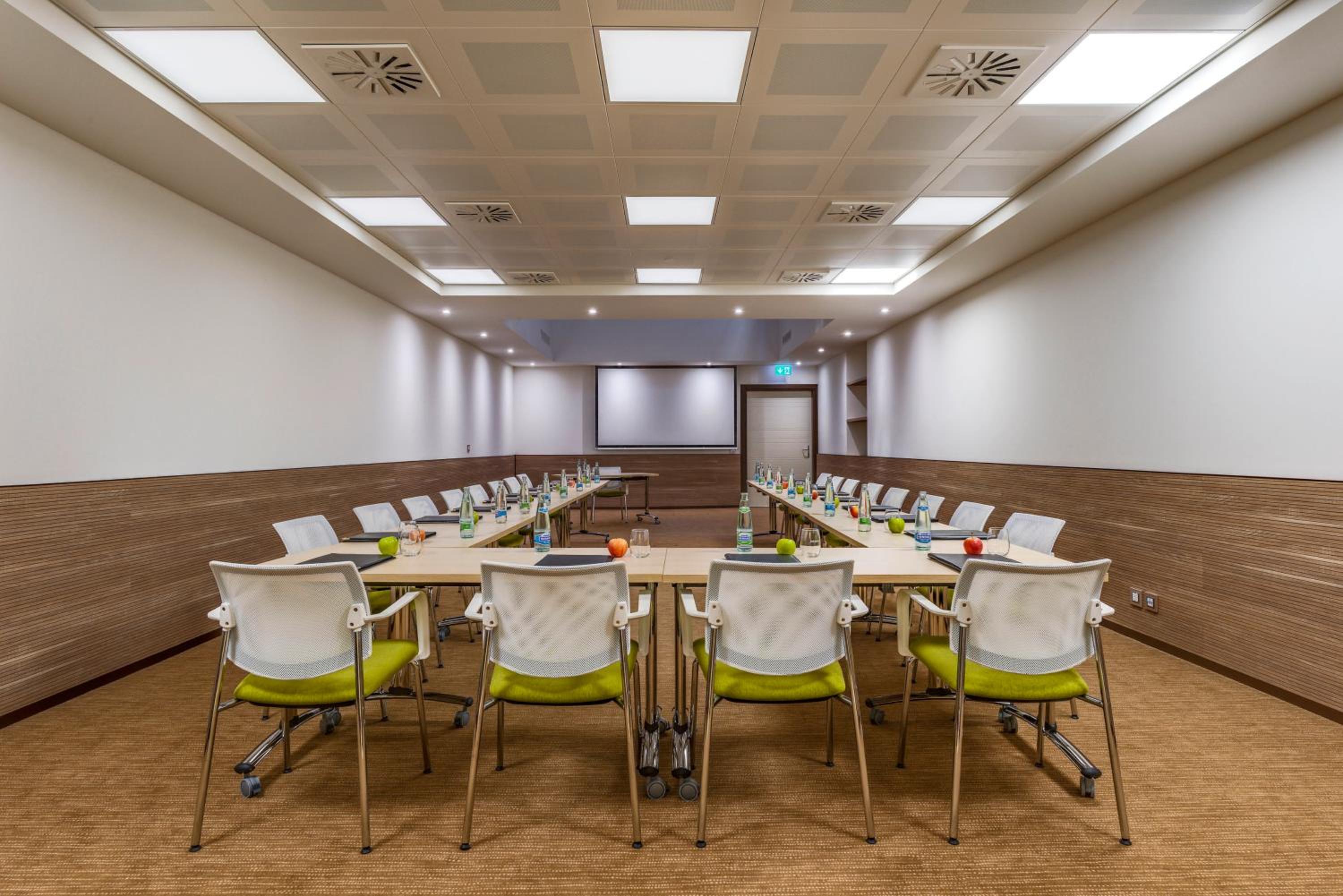 Lausanne Vacations - Continental Hotel Lausanne - Property Image 9
