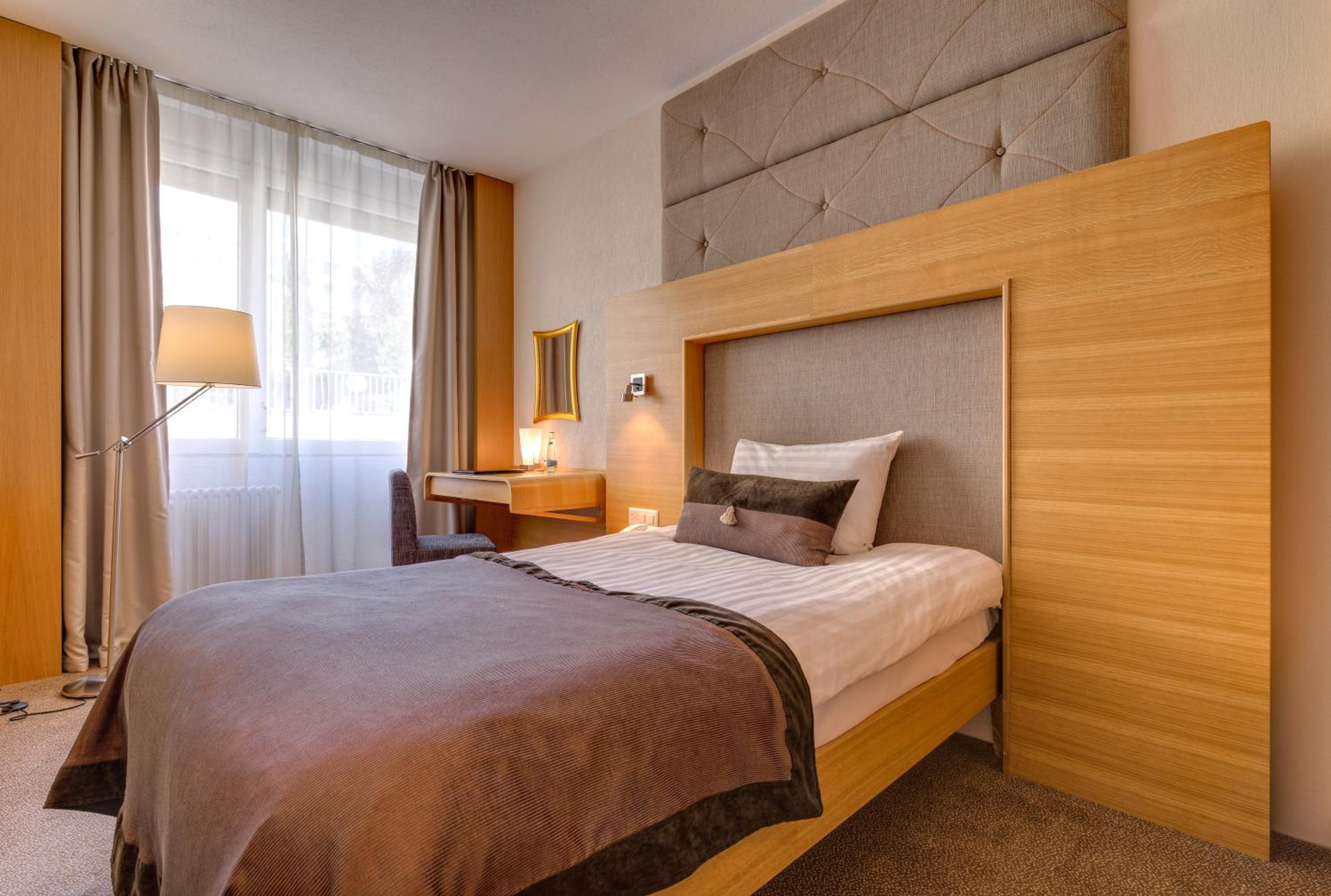 Lausanne Vacations - Continental Hotel Lausanne - Property Image 4