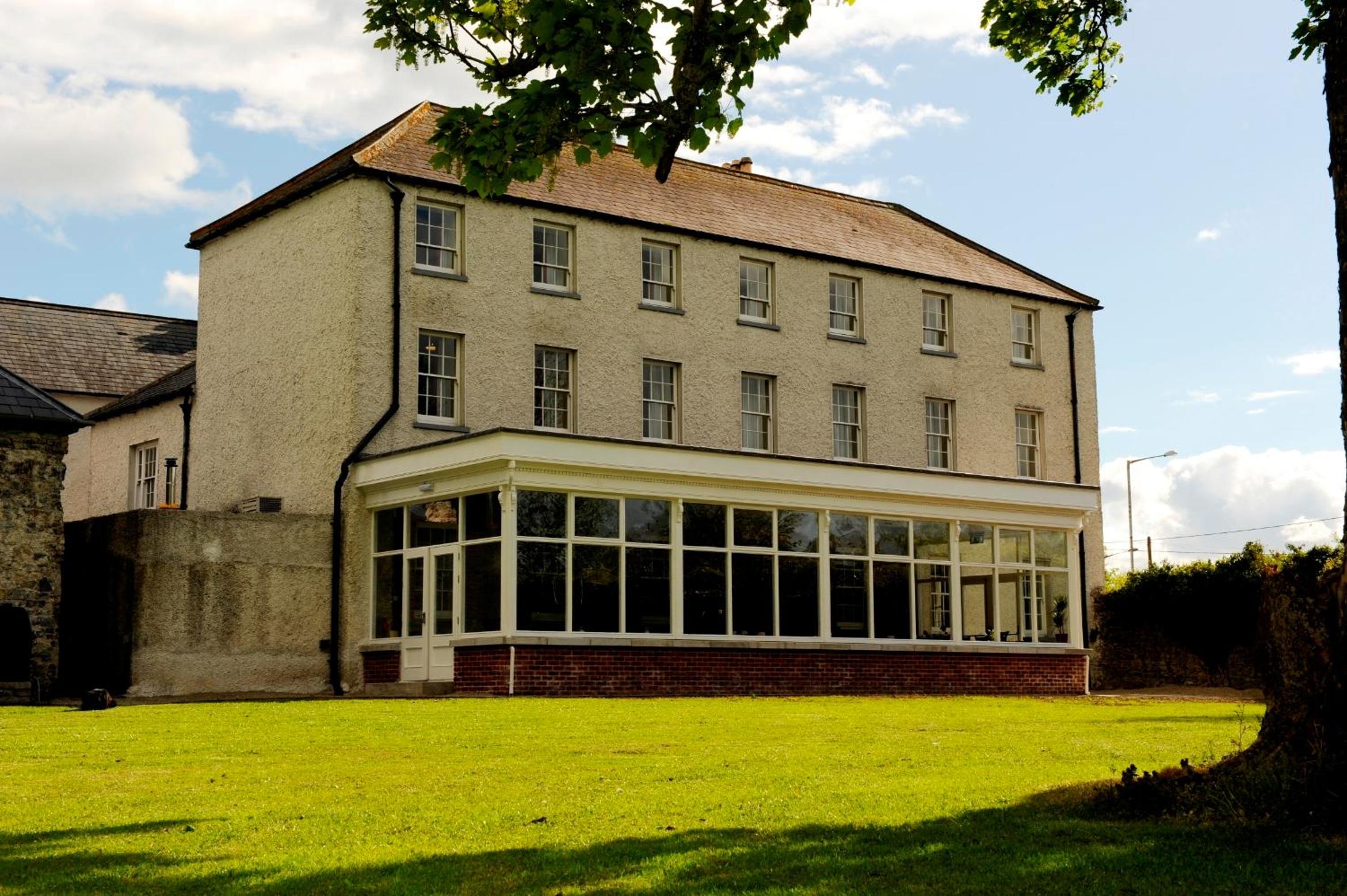 Ashbrook Arms Townhouse and Restaurant view 2