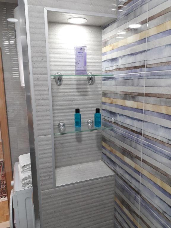 Apartman Divan en Tuzla — bathroom