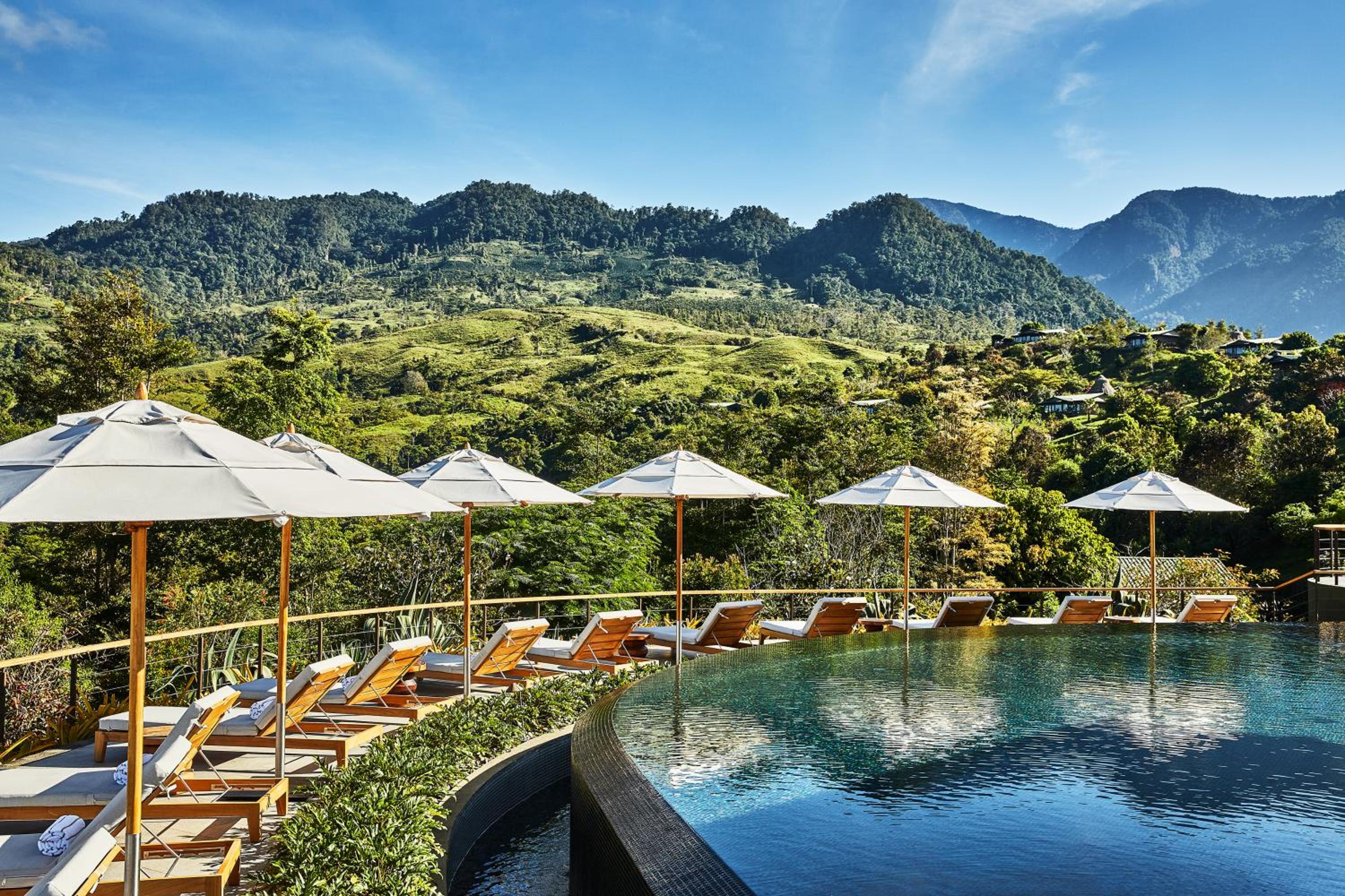 Hacienda AltaGracia, Auberge Collection