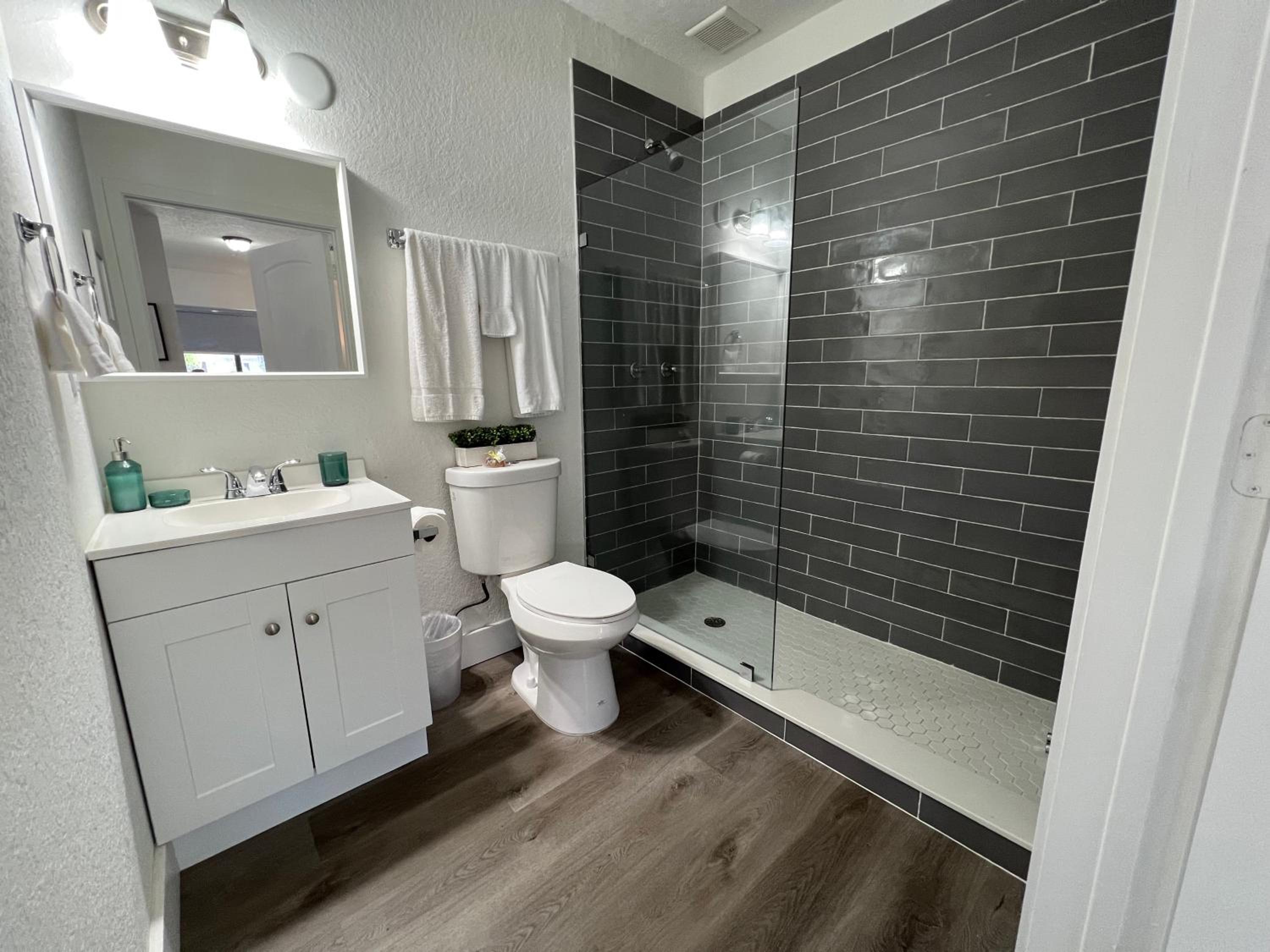 Renzzi Wynwood Apartments