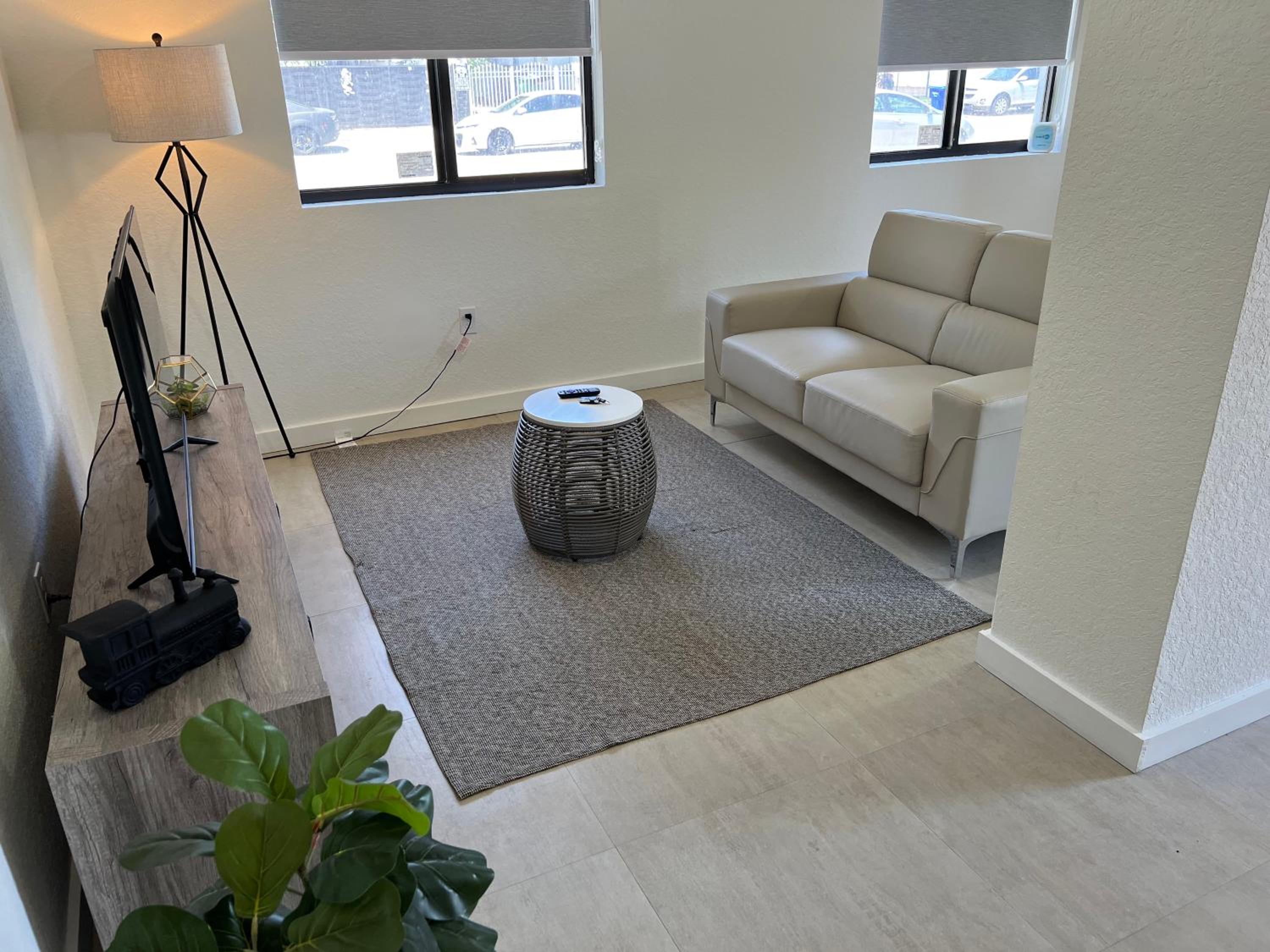 Renzzi Wynwood Apartments
