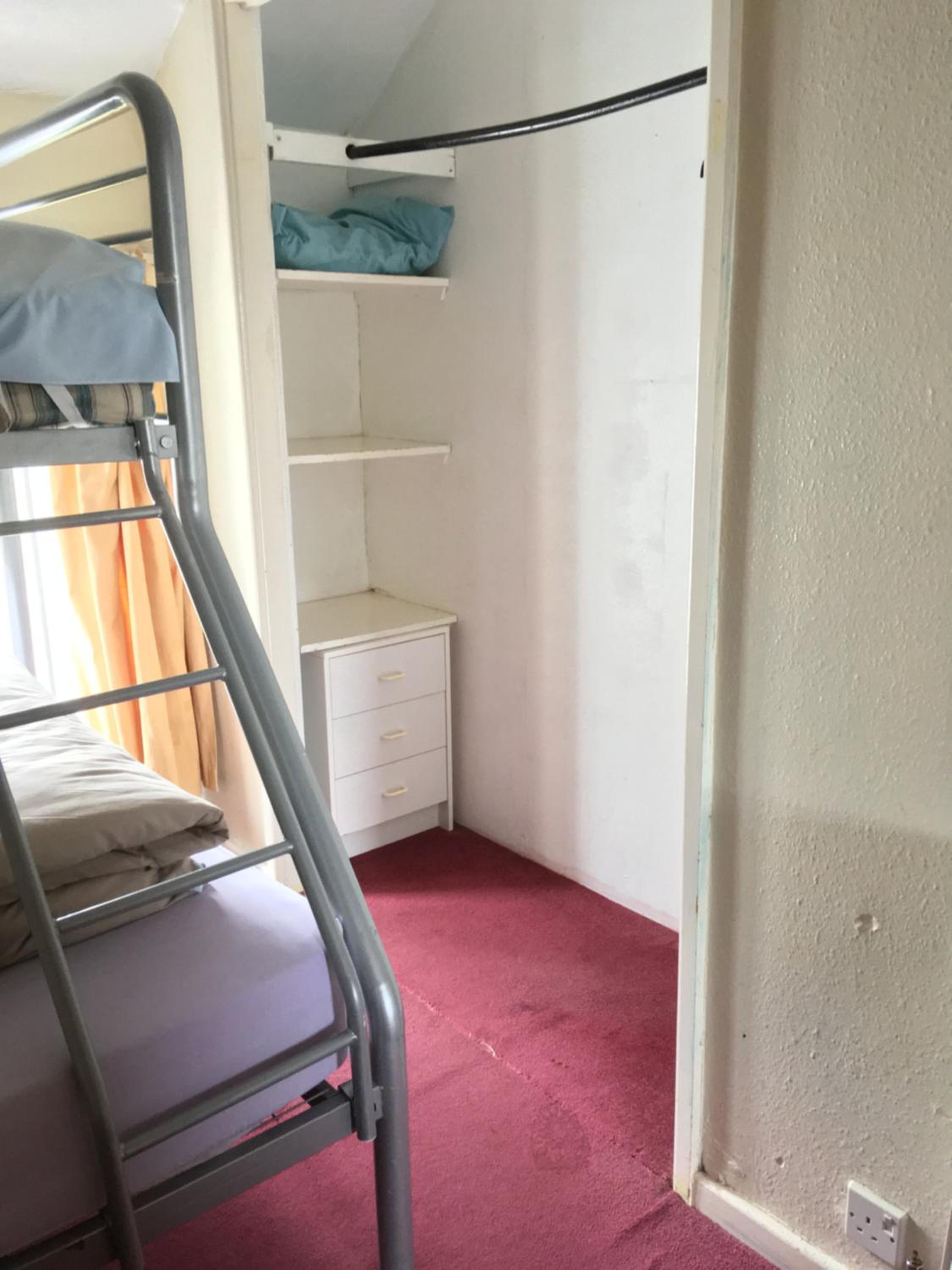 Pantyrathro International Hostel