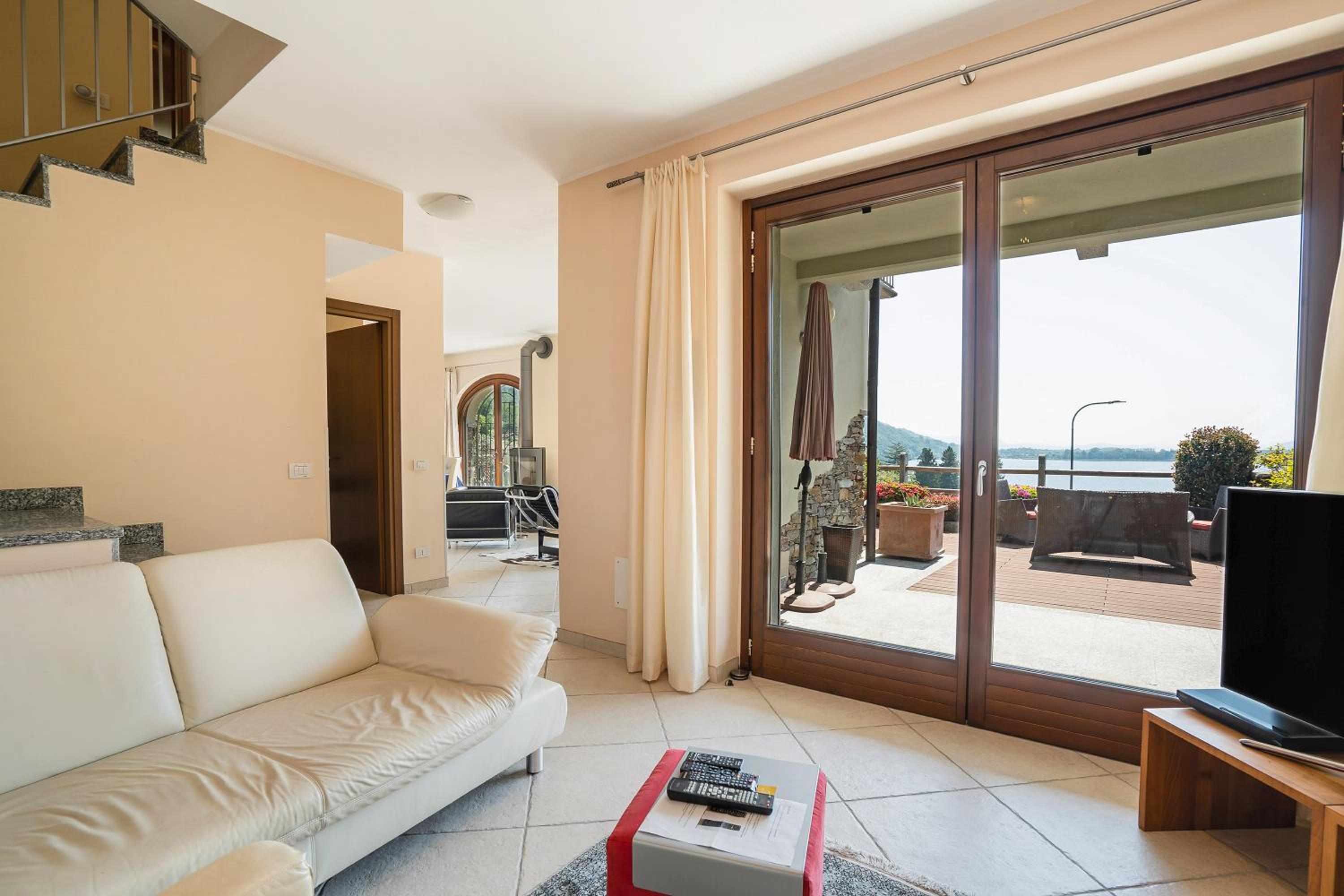 Casa Marina en Mergozzo — lounge