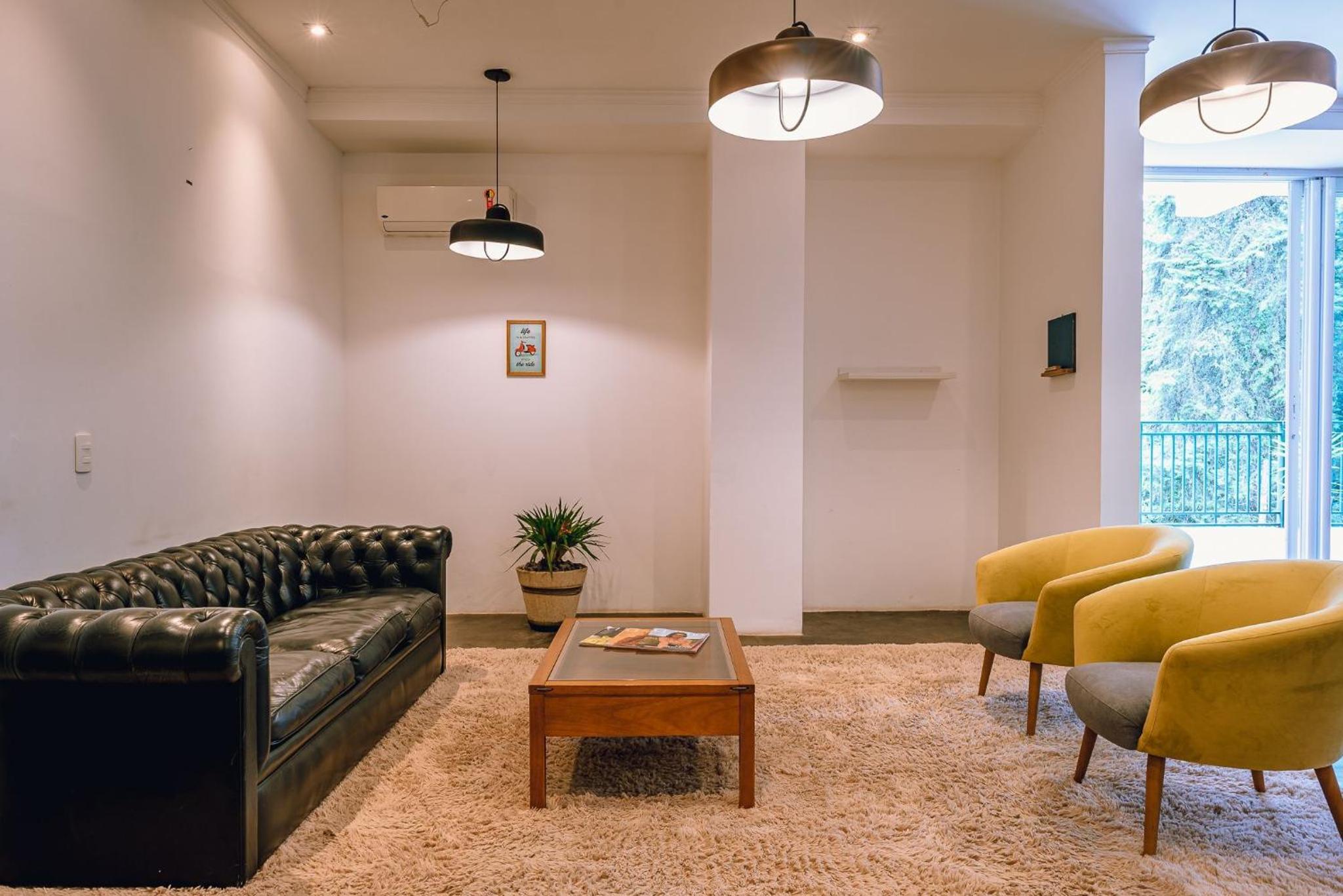 Aconchegante apartamento em Campos do Jordão, região Capivari - PET friendly#