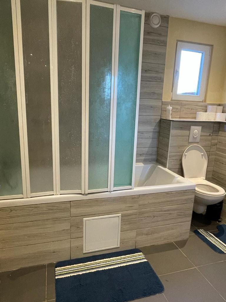 Right choice room
