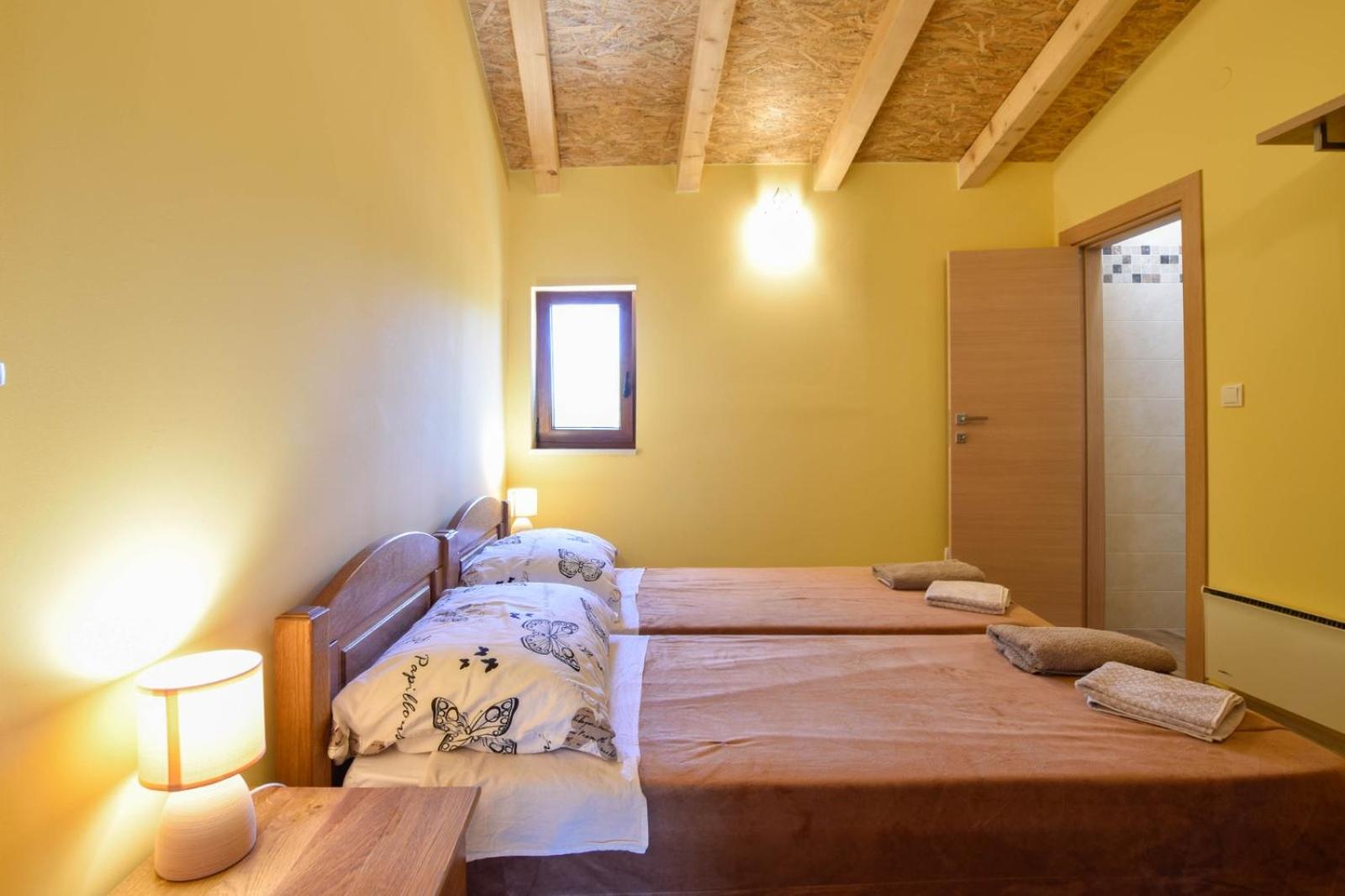 Holiday home with swimming pool, wellness, horses and donkeys