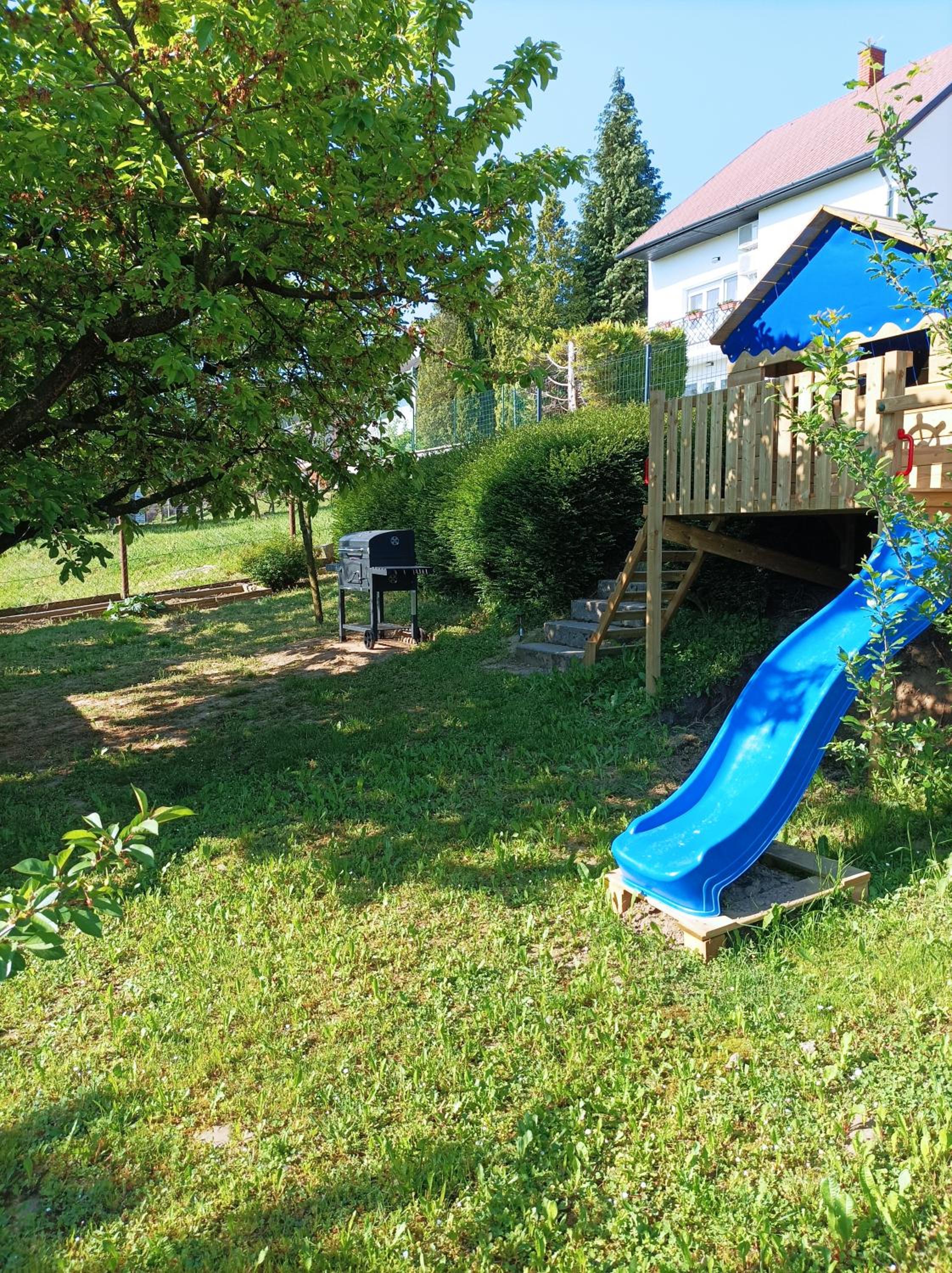 Anita Apartman