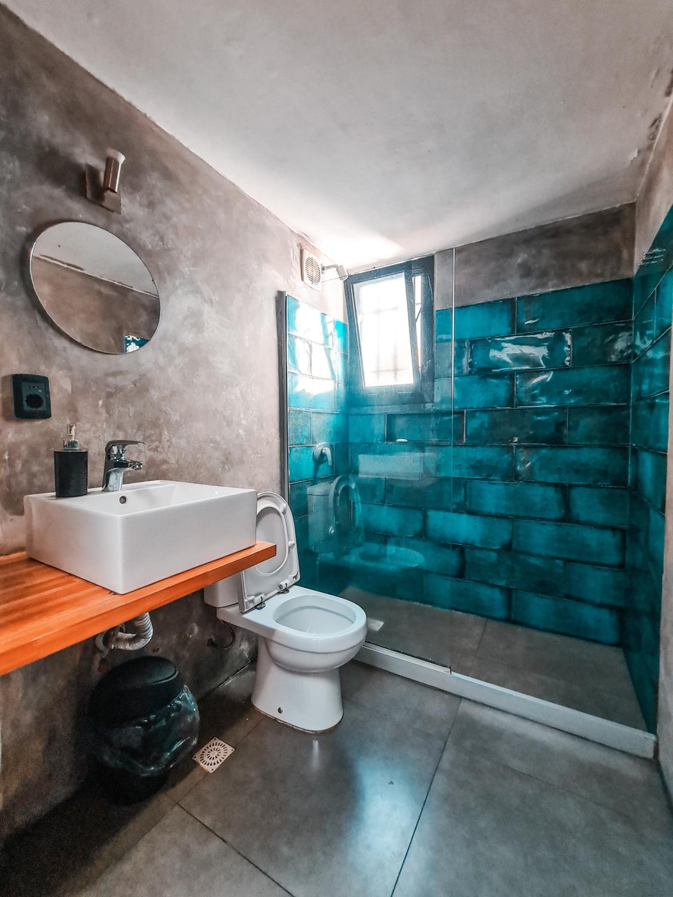 MedioMundo Hostel