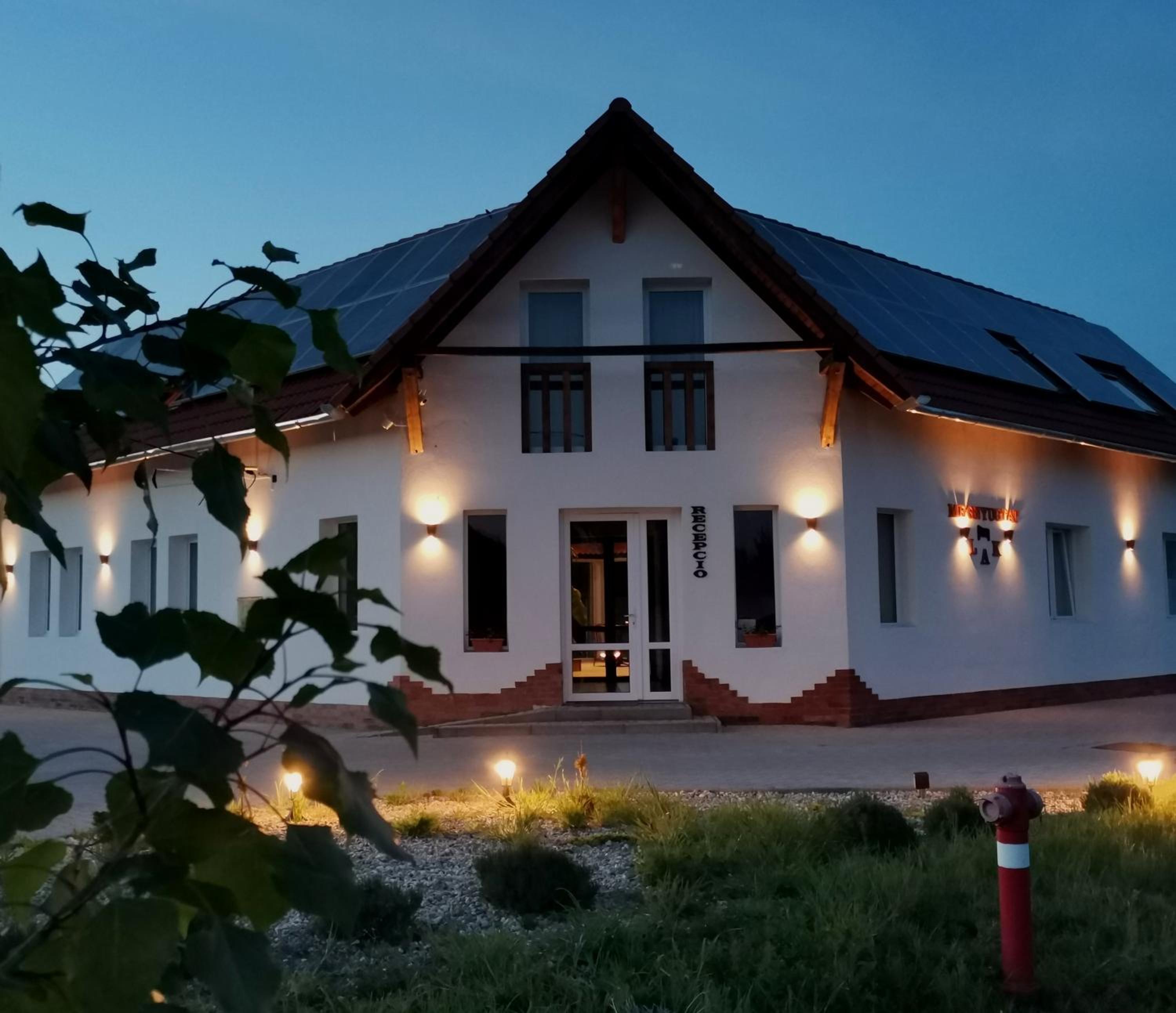 Megnyugtat-lak Apartmanház view 2