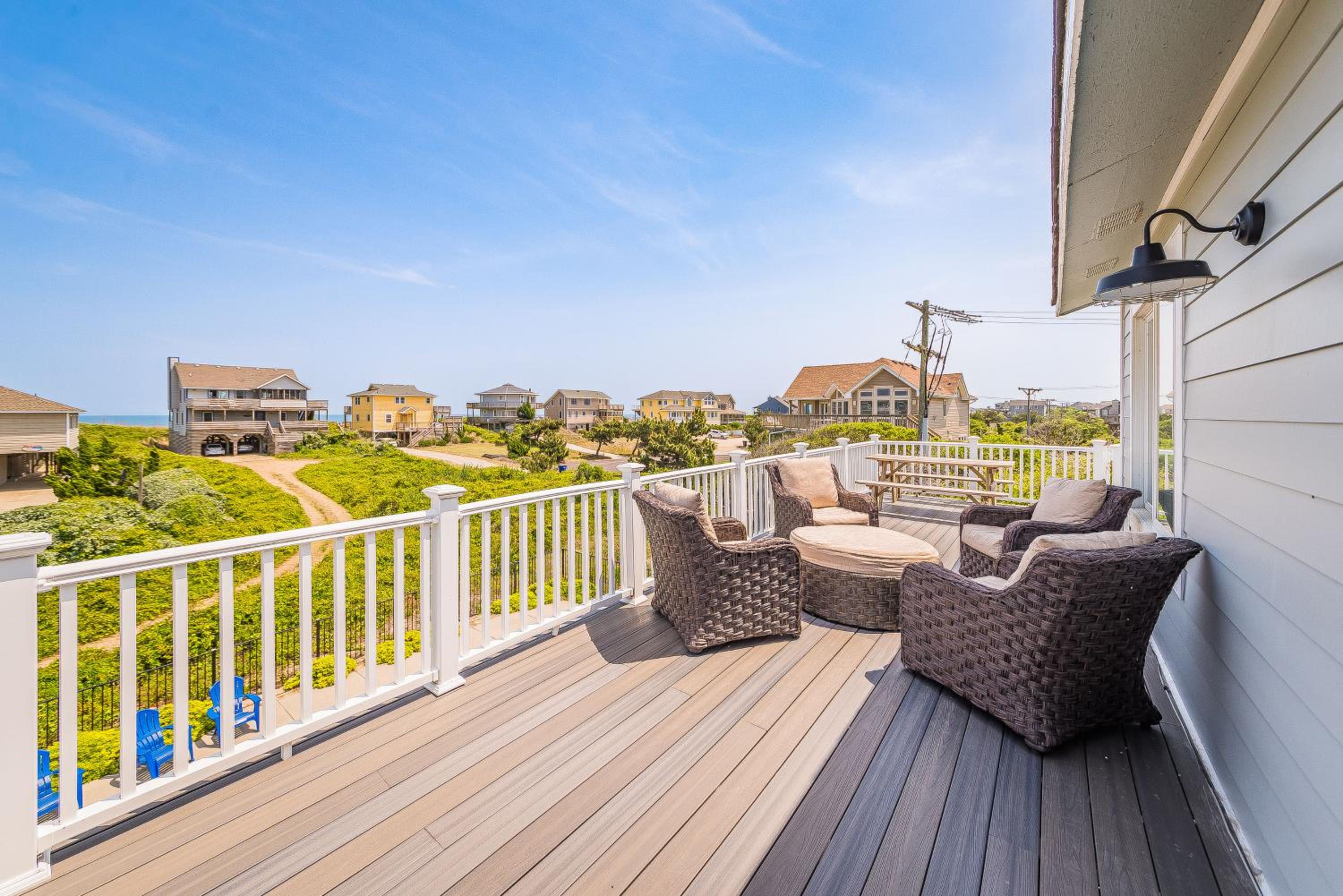 Arcadia - Duck, Caffey's Inlet, Ocean Views, 50 Yards to Beach, Pool, Pets OK, Cul-de-sac Location