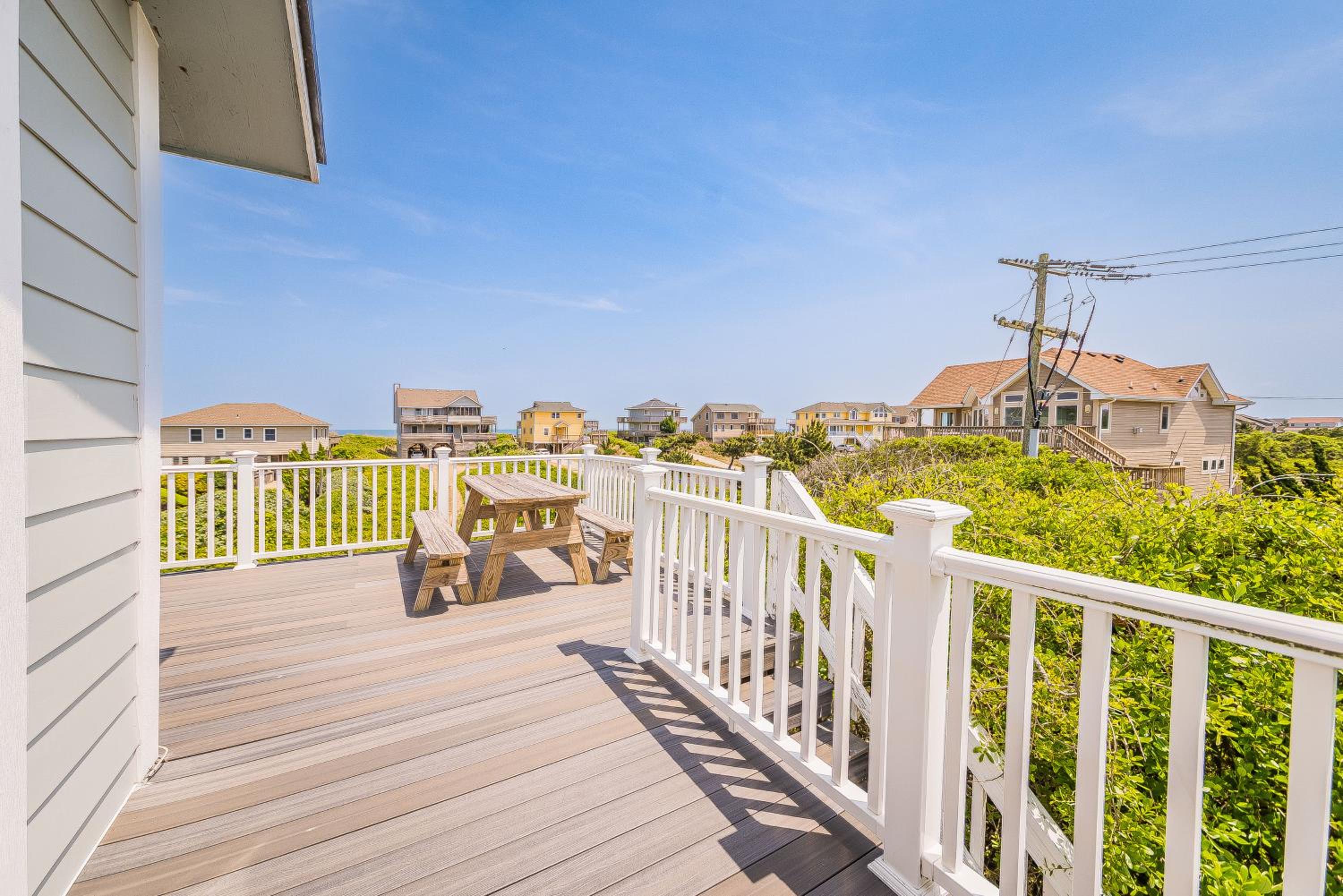 Arcadia - Duck, Caffey's Inlet, Ocean Views, 50 Yards to Beach, Pool, Pets OK, Cul-de-sac Location