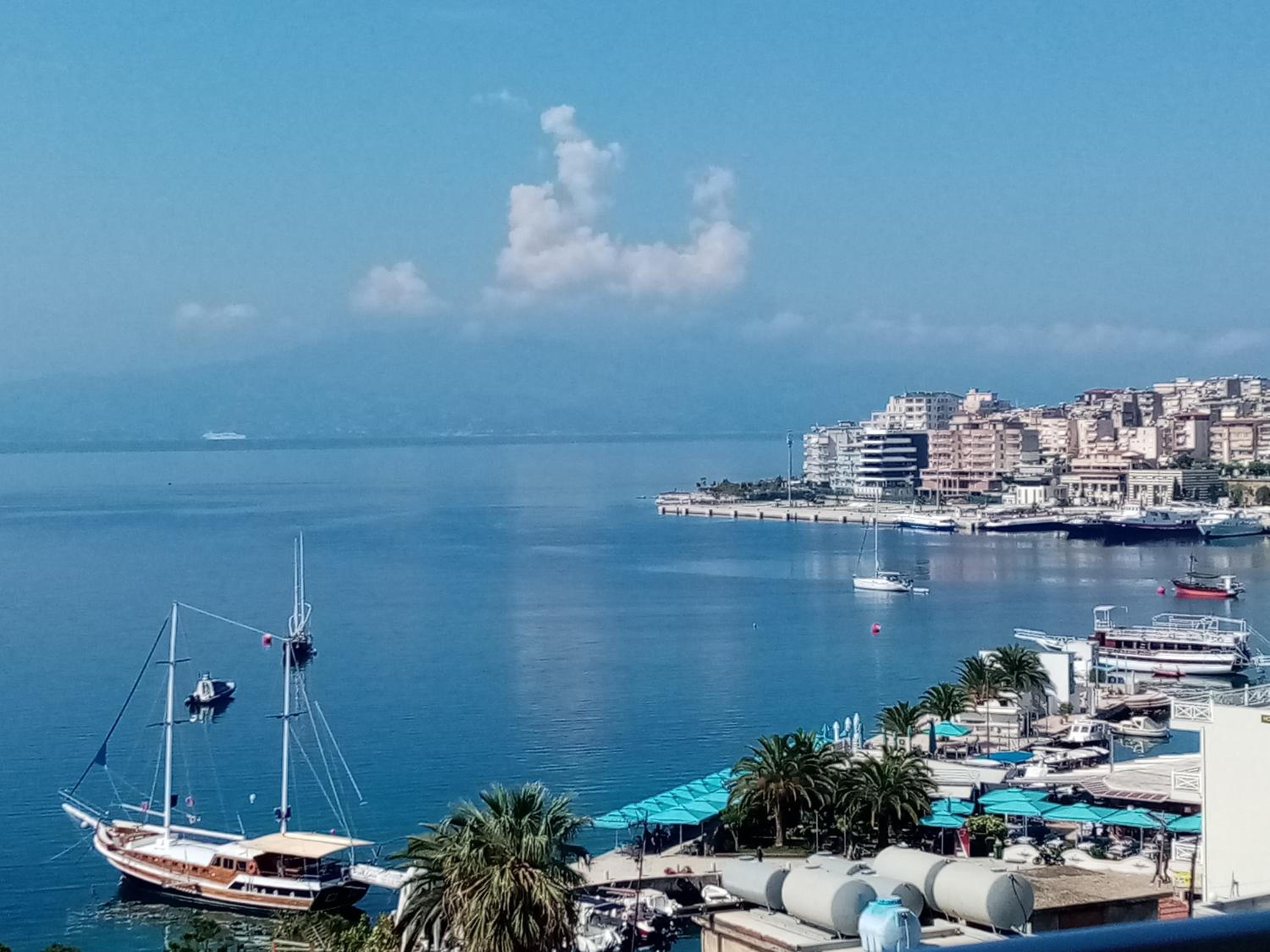 Seaview Apartment Detjoni