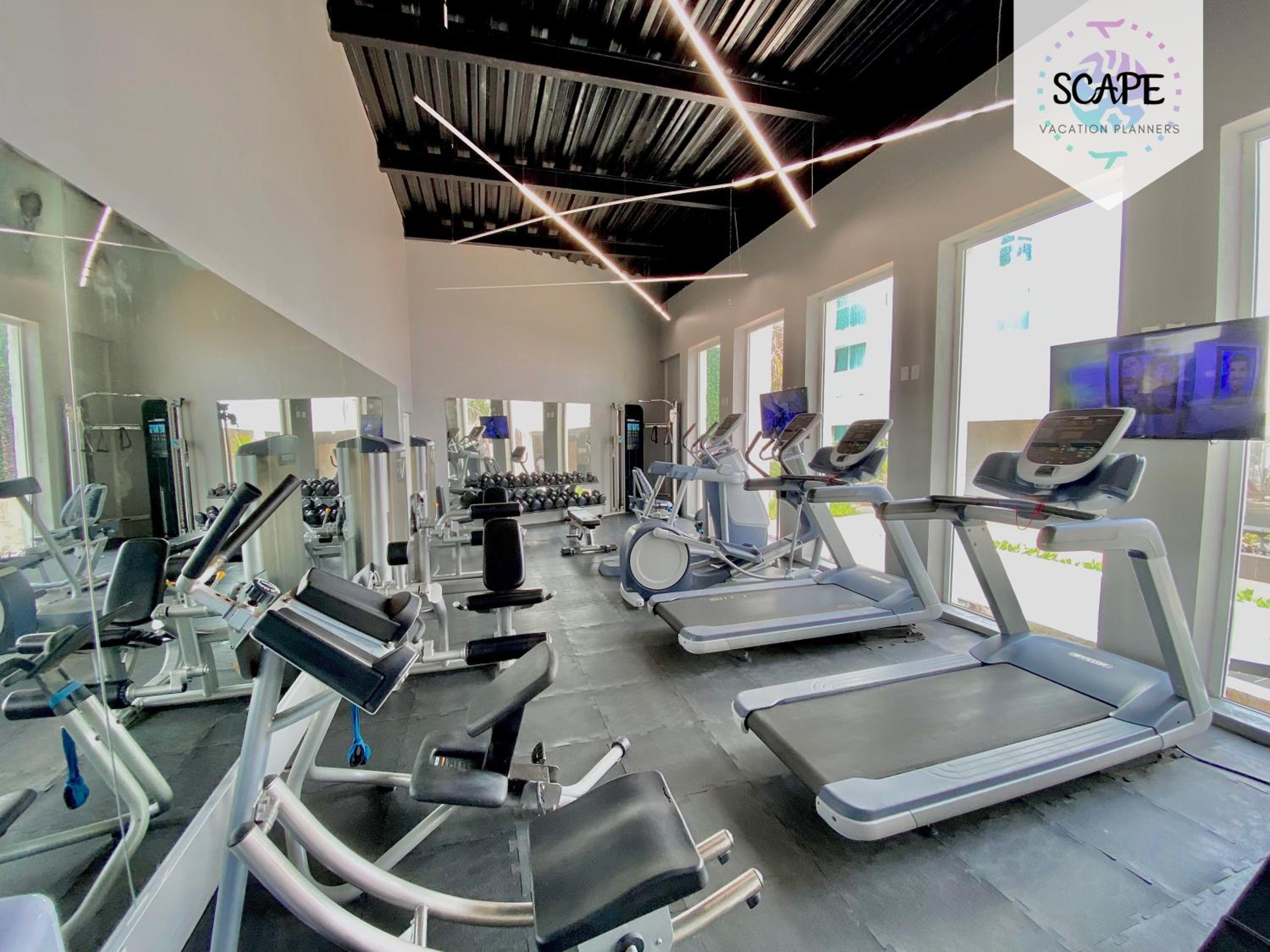 Hotel Ocean View Modern Condo & Luxury Amenities - Image 1