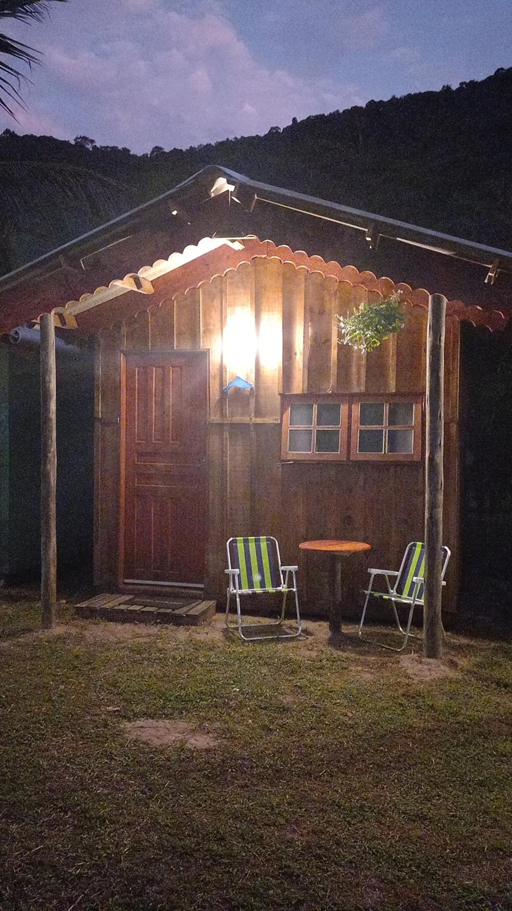 Piratas Cabanas Camping Bar