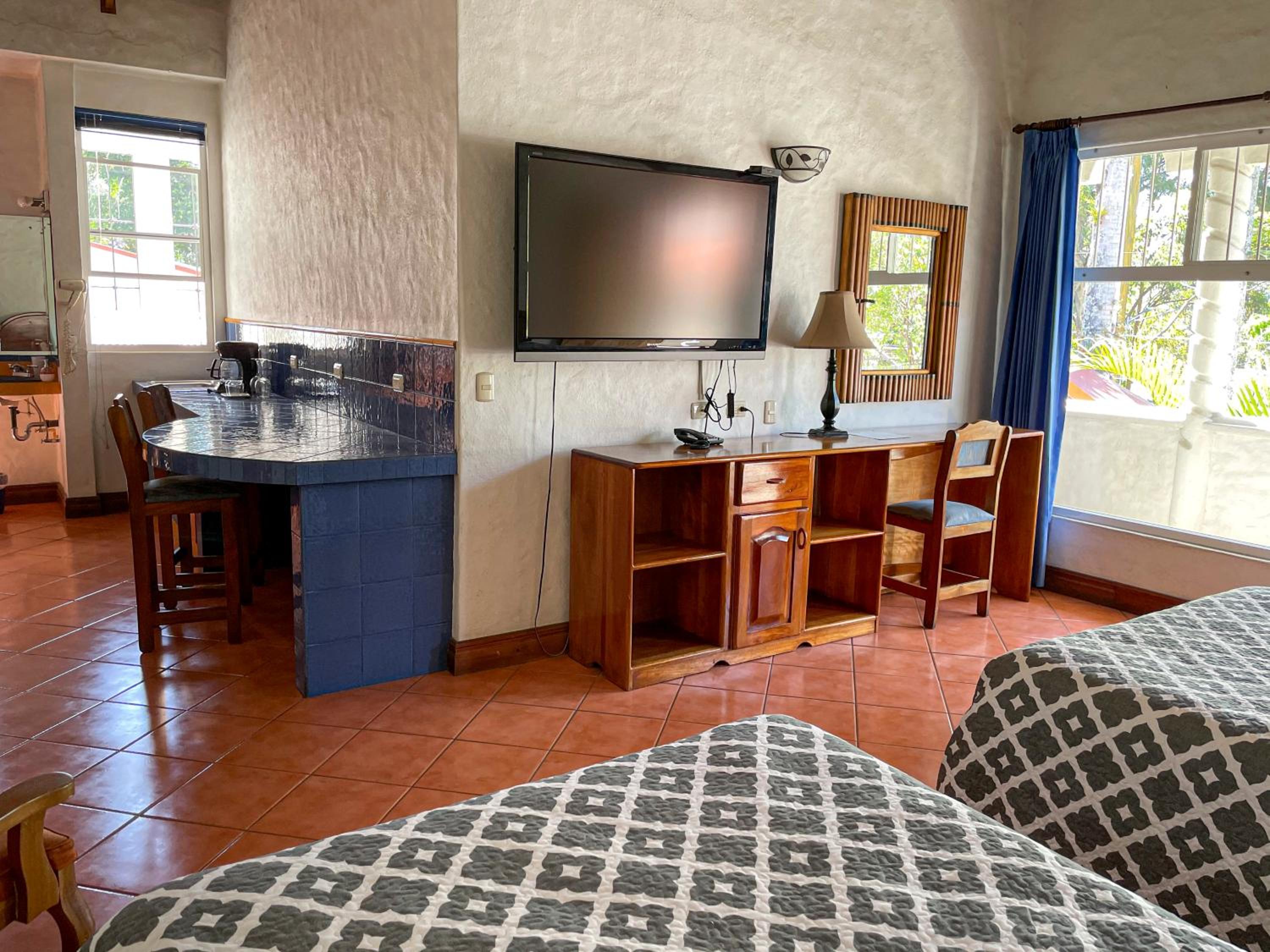 San Jose - Costa Rica Vacations - Hotel Ave del Paraiso - Property Image 1