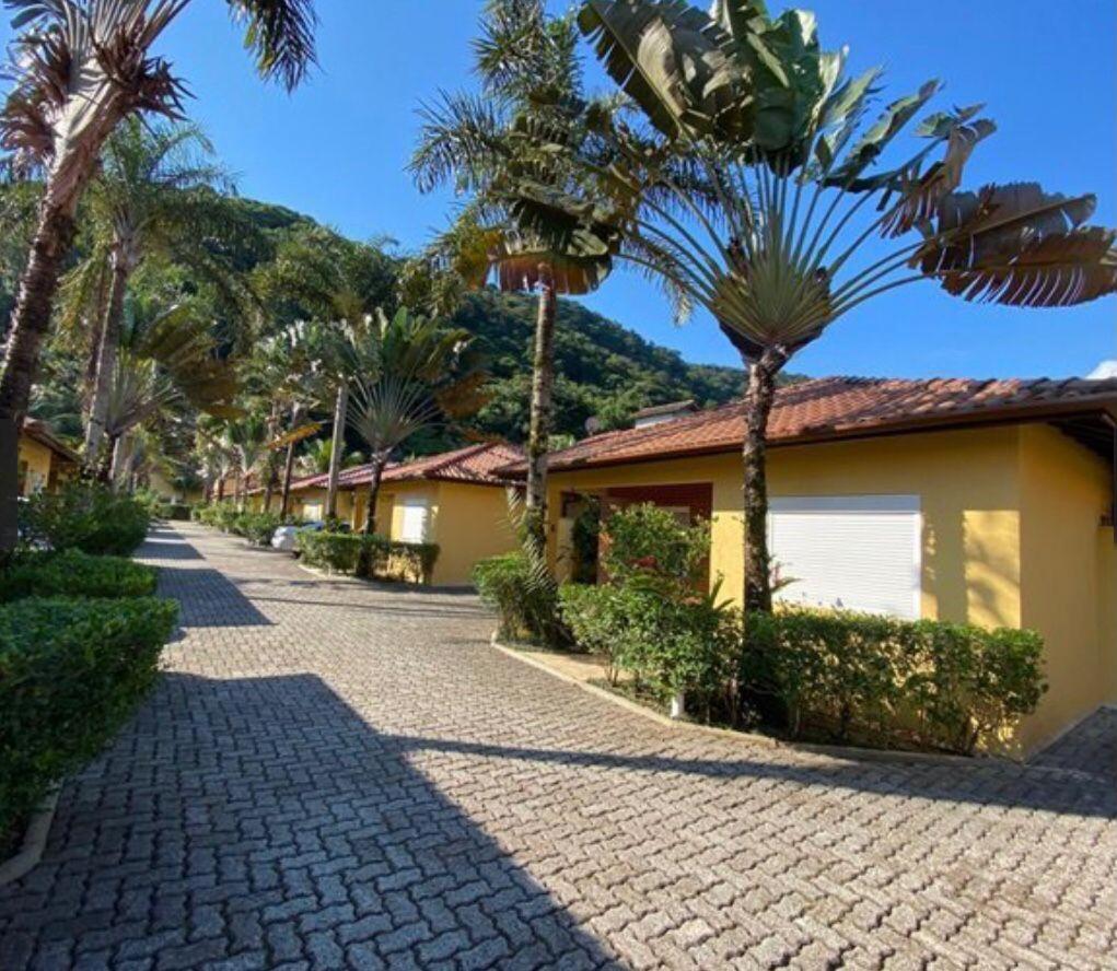 Condomínio Residencial Estoril - Casa térrea - 500m da praia de Boiçucanga