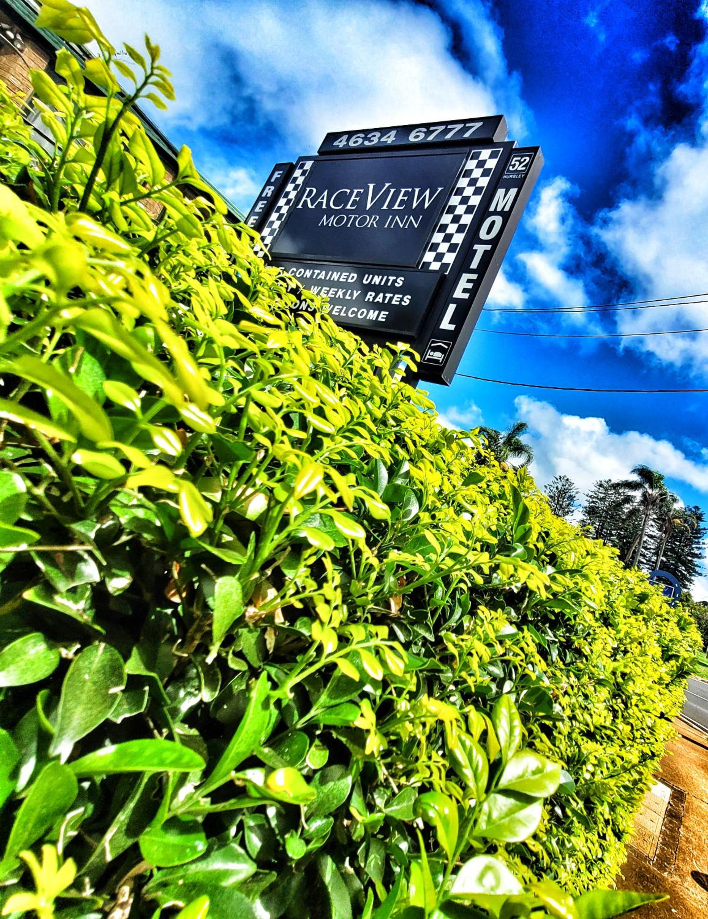 Raceview Motor Inn