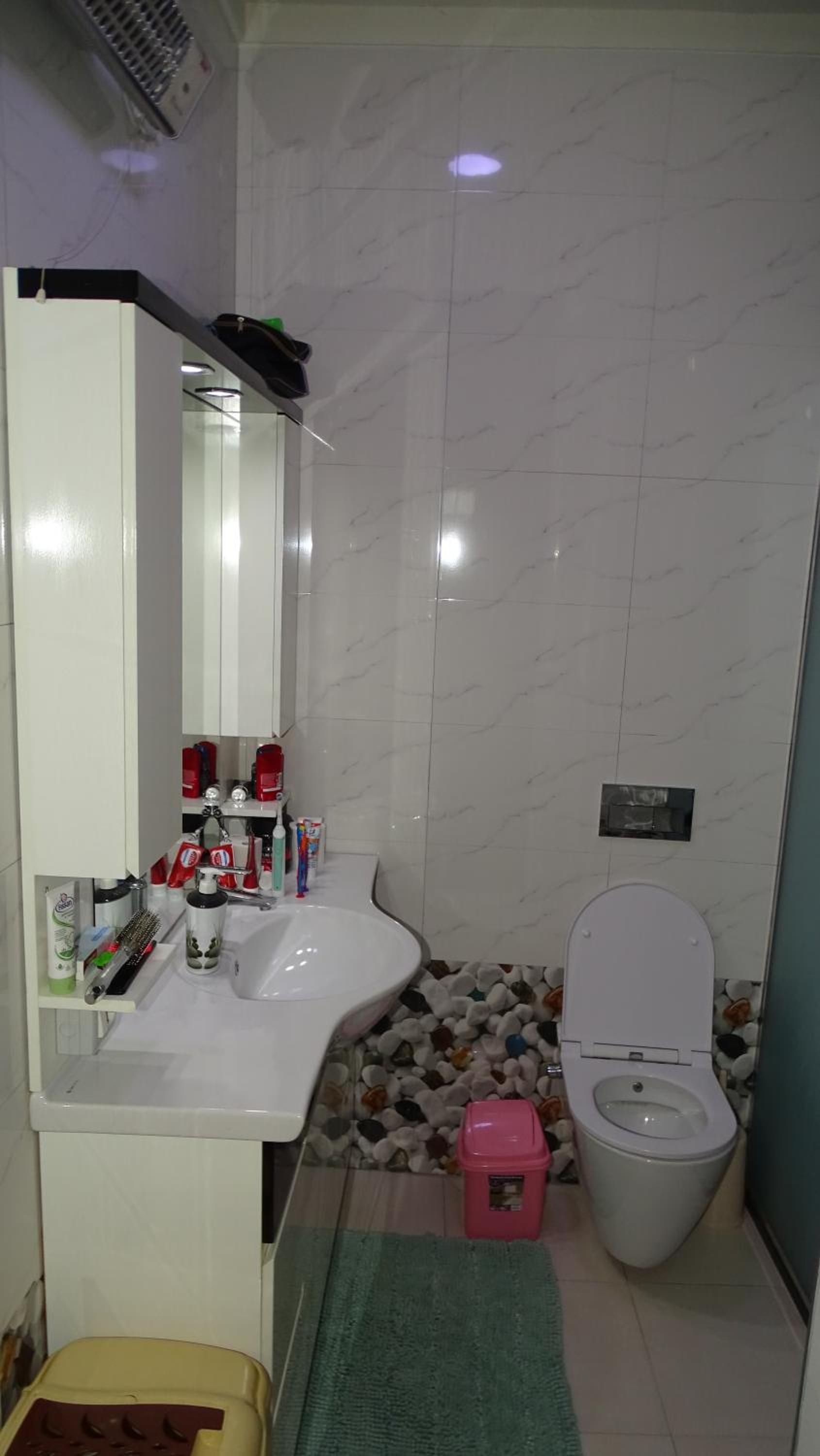 Central Apartments Shoshi