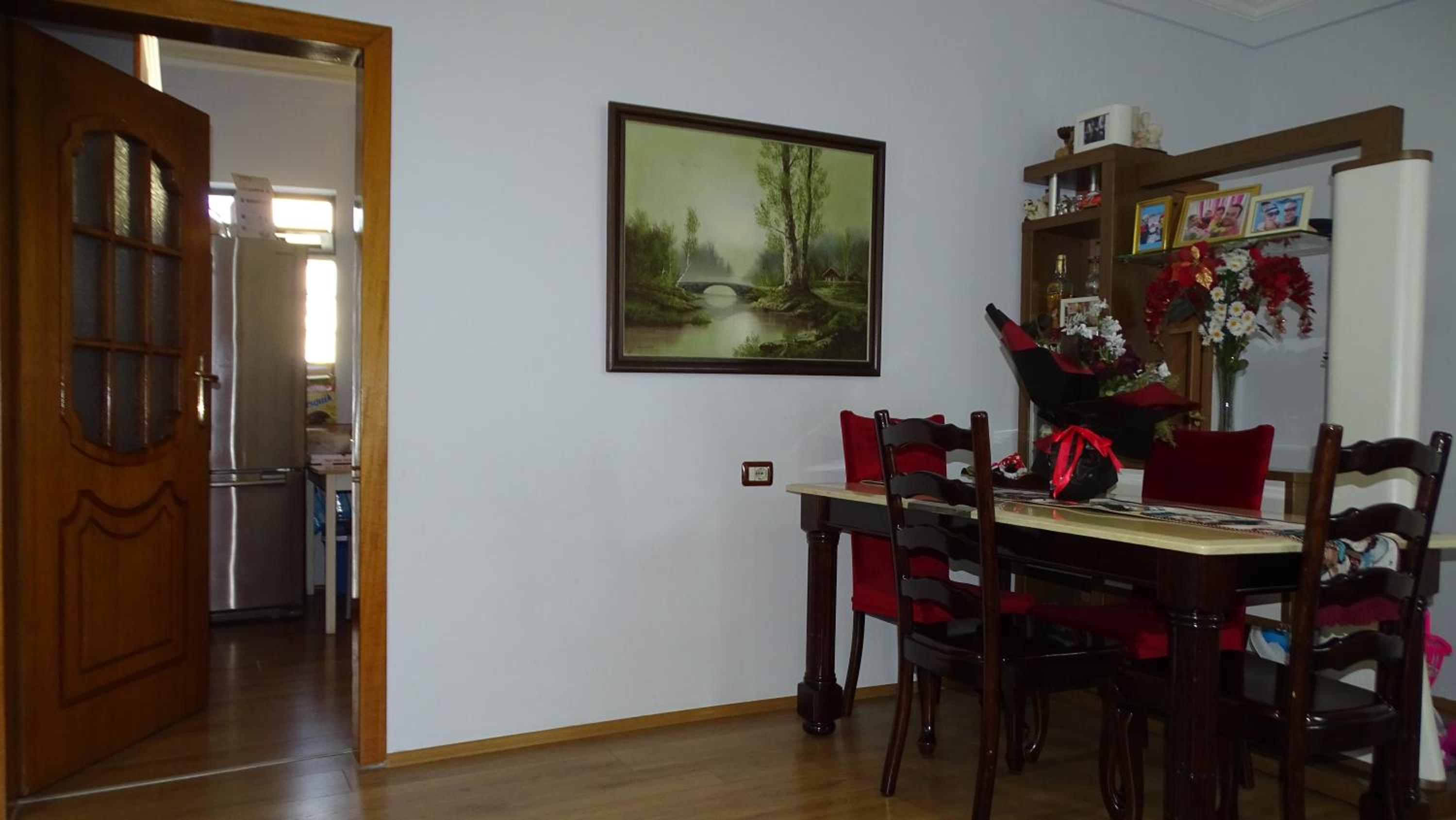 Central Apartments Shoshi