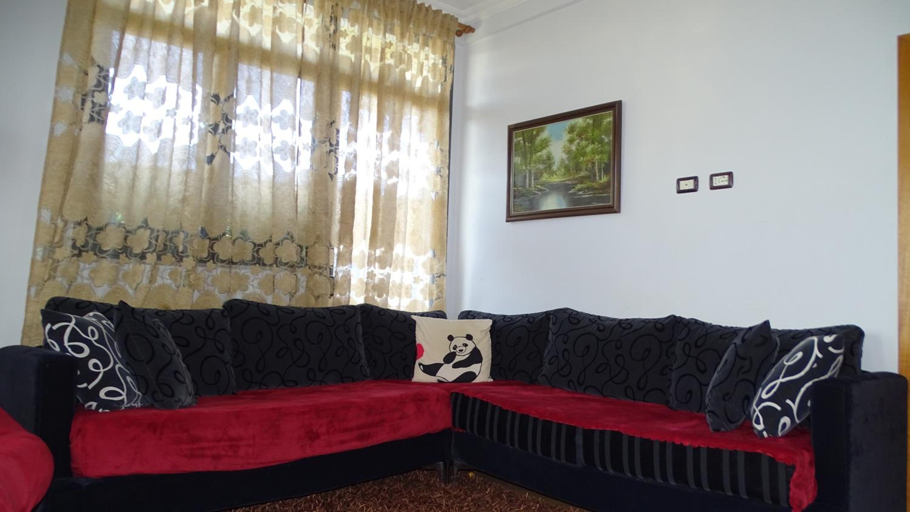 Central Apartments Shoshi