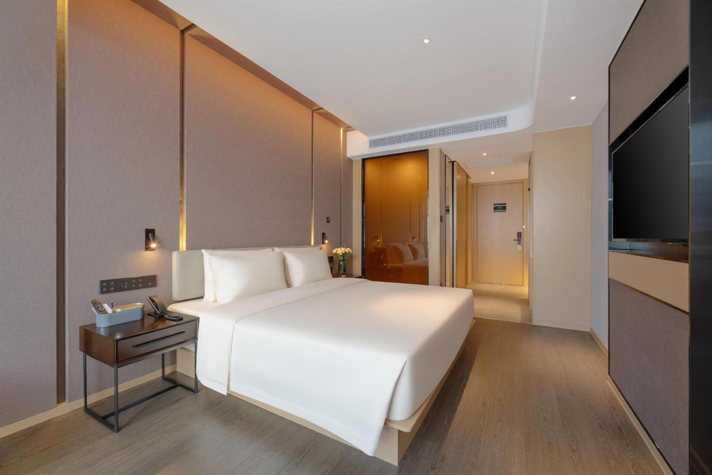 Nanning Vacations - Atour Hotel Nanning Wuxiang Headquarter Base - Property Image 4
