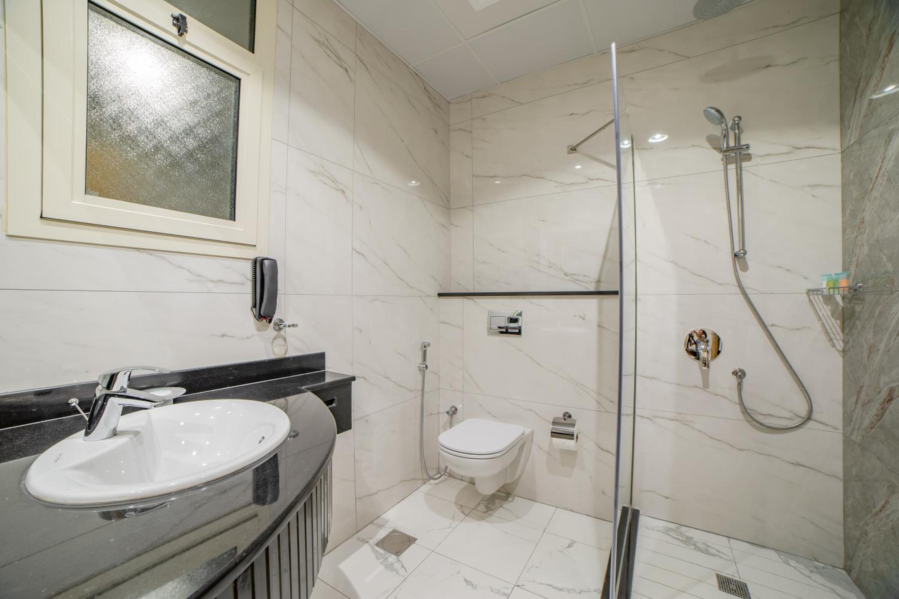 Platinum Coast Hotel Apartments