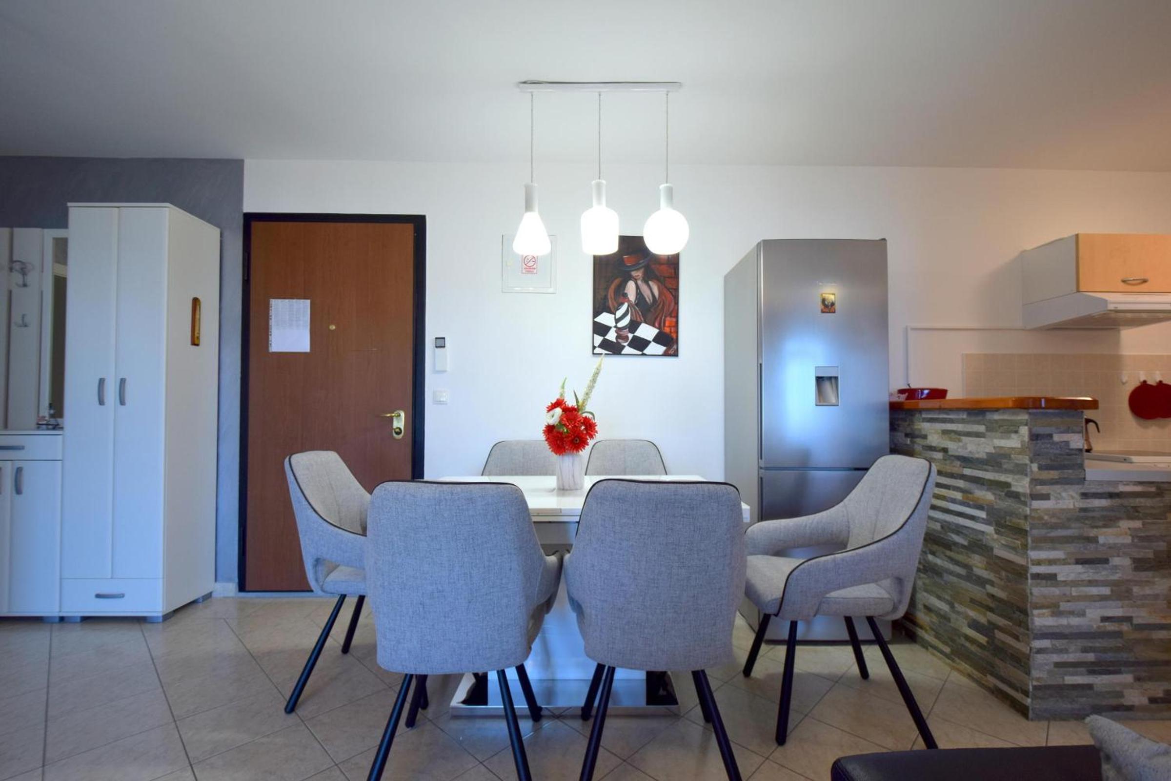 Apartment Lucy photo 4