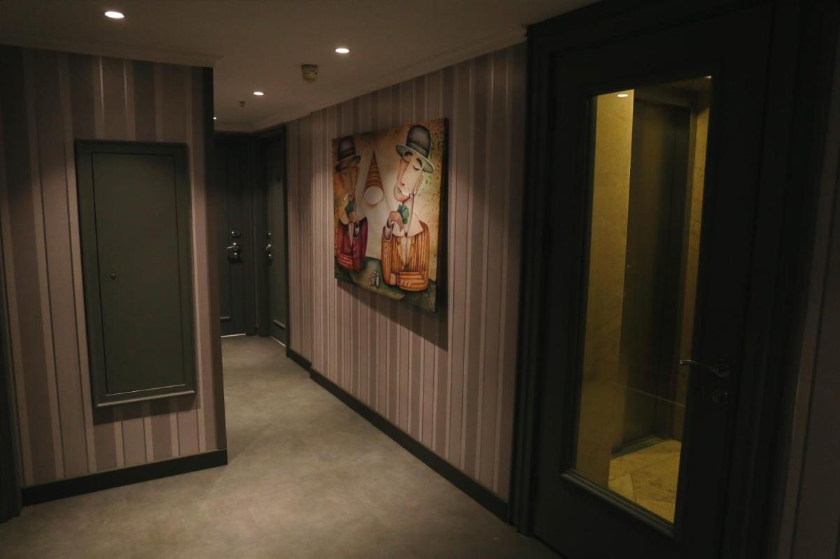 hotel reception