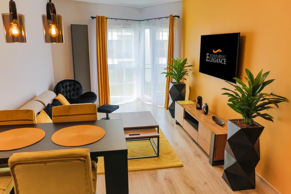 APARTAMENT ELEGANCE YELLOW w Let's Sea view 4