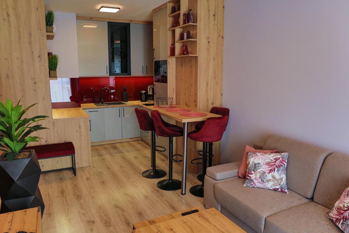 APARTAMENT ELEGANCE RED w Let's Sea view 4
