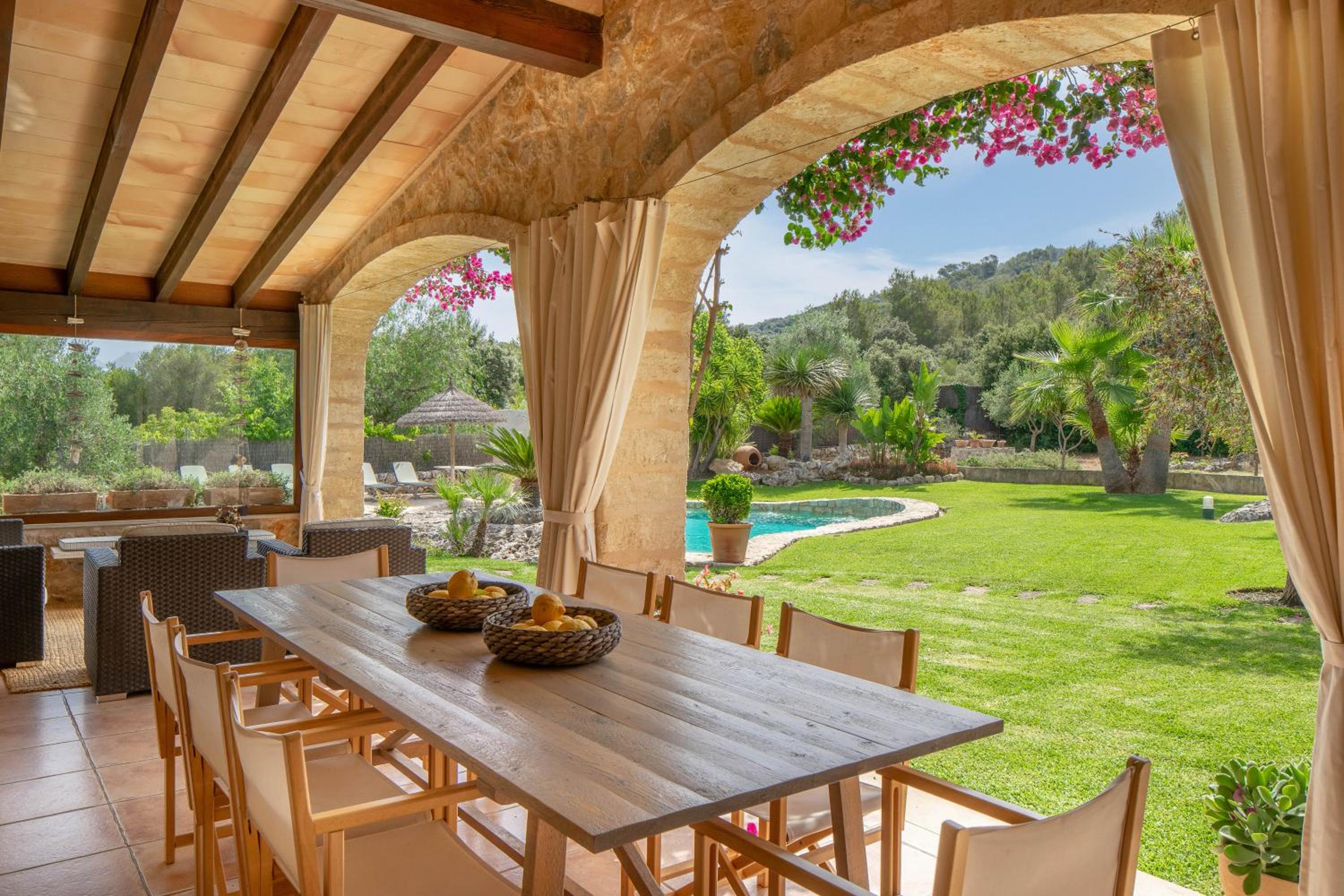 Villa Can Brullet by SunVillas Mallorca