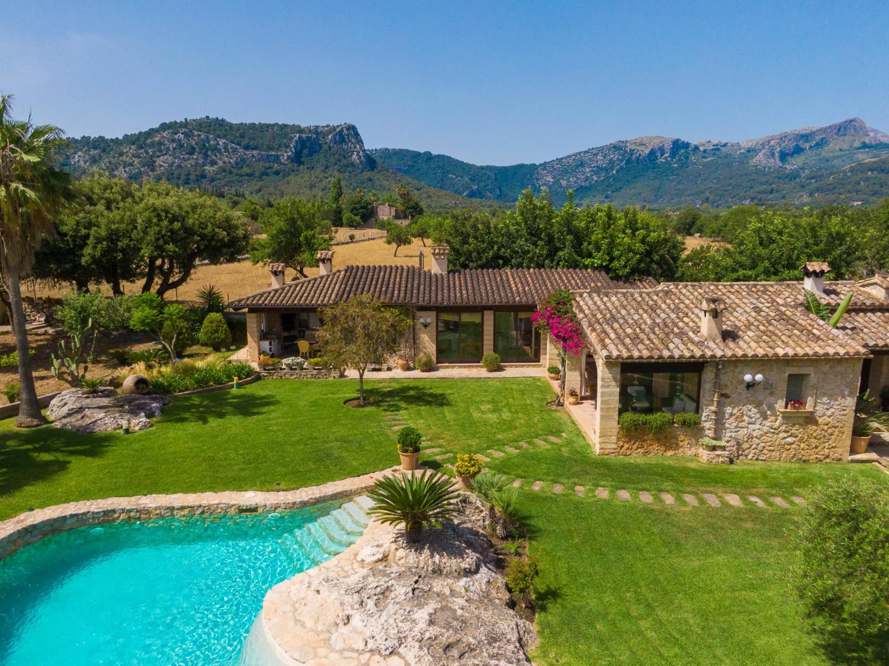 Villa Can Brullet by SunVillas Mallorca