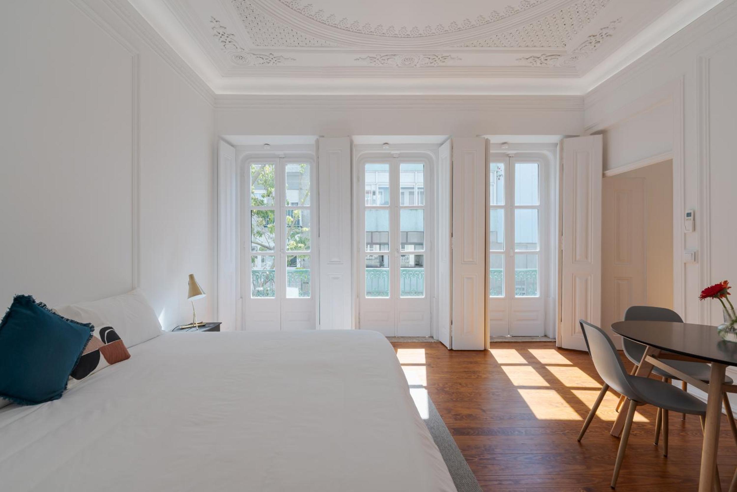 Almada Villa