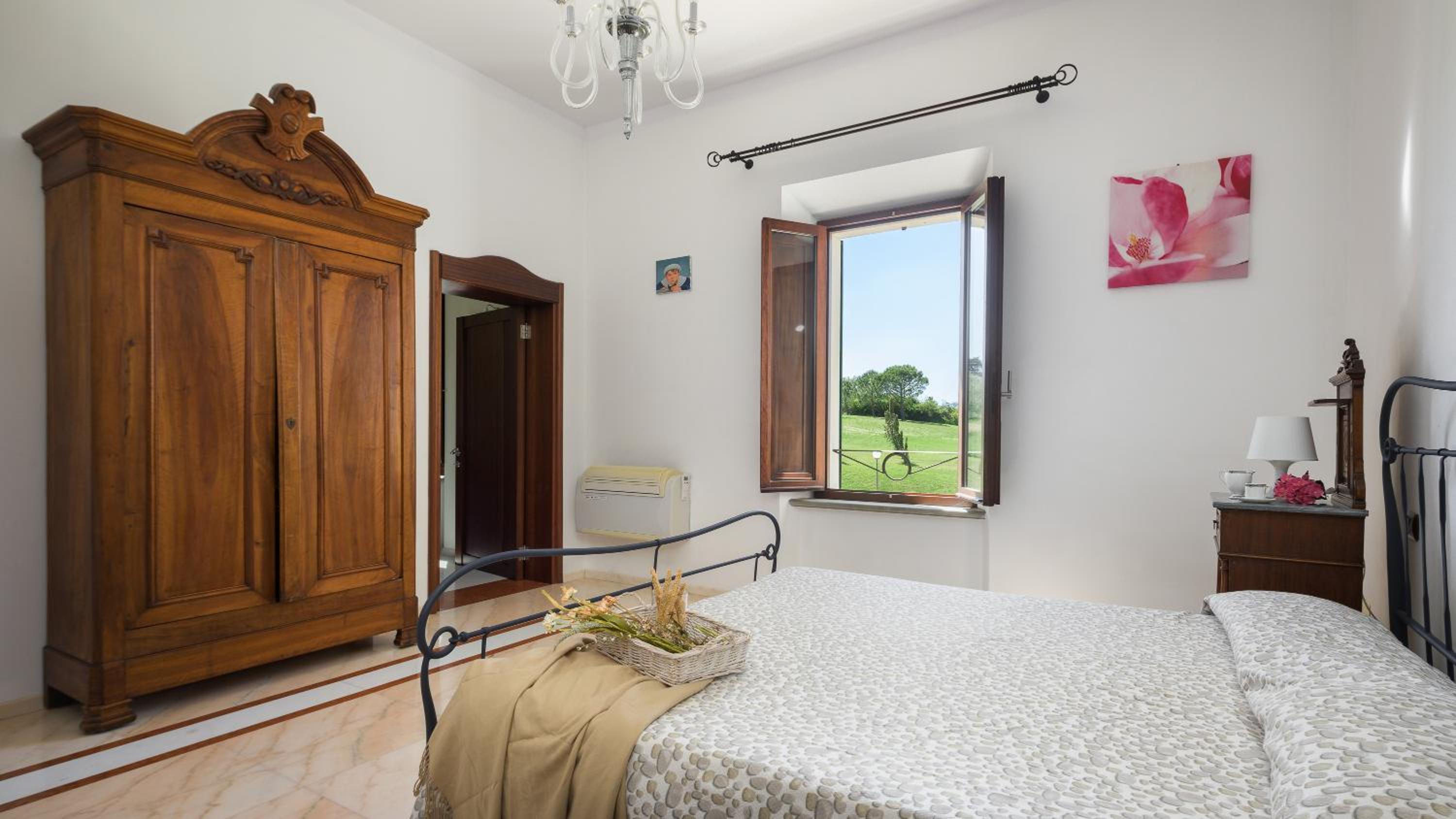 VILLA CROCI 12, Emma Villas view 4