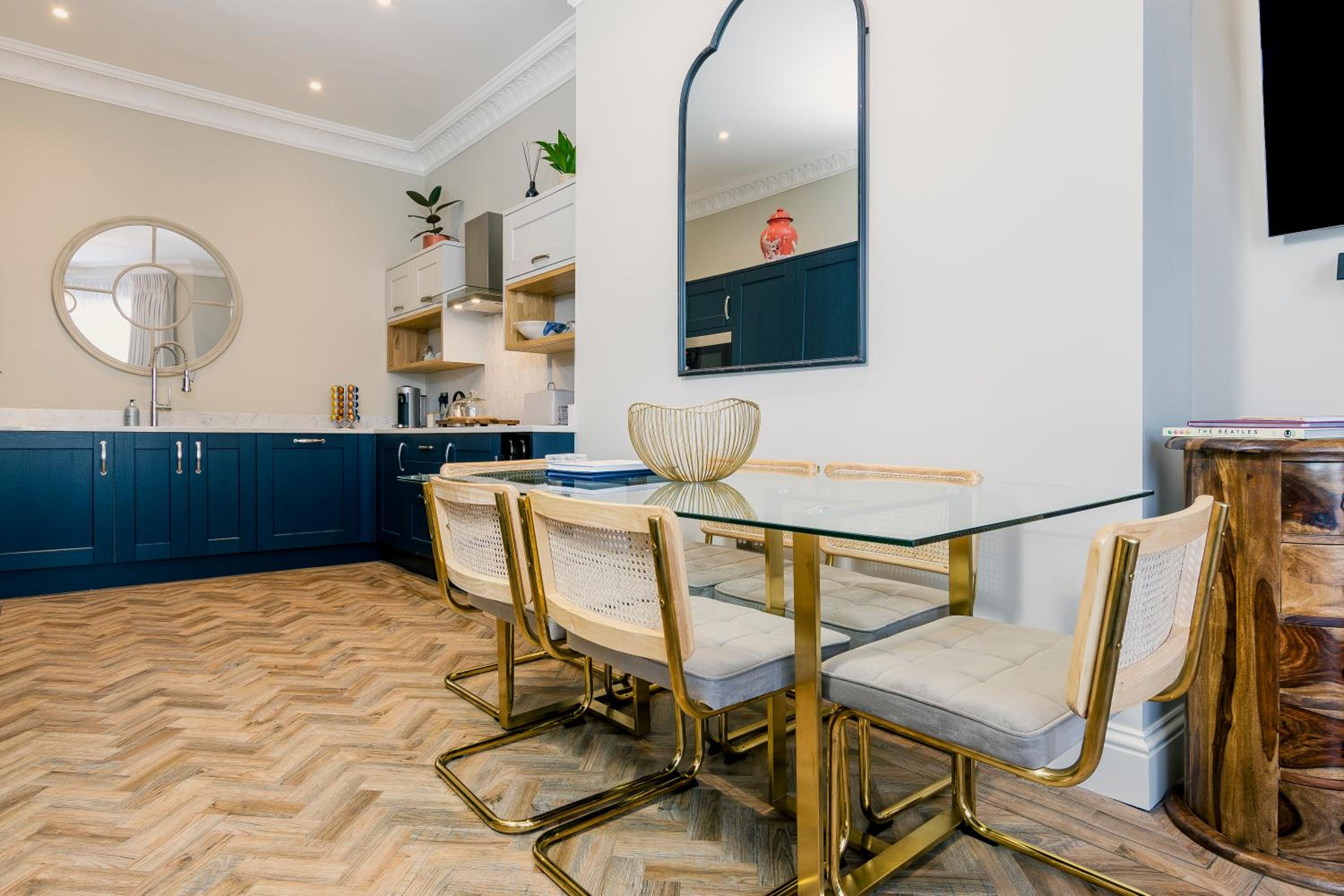 Derwent House Apartments