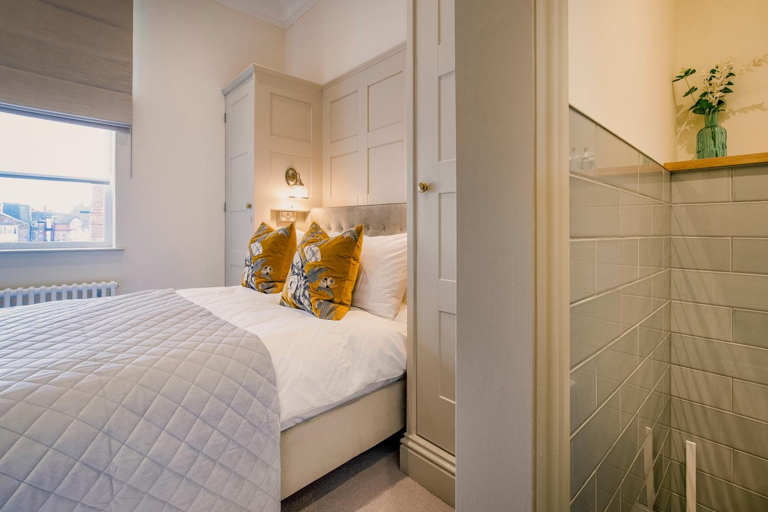 Derwent House Apartments