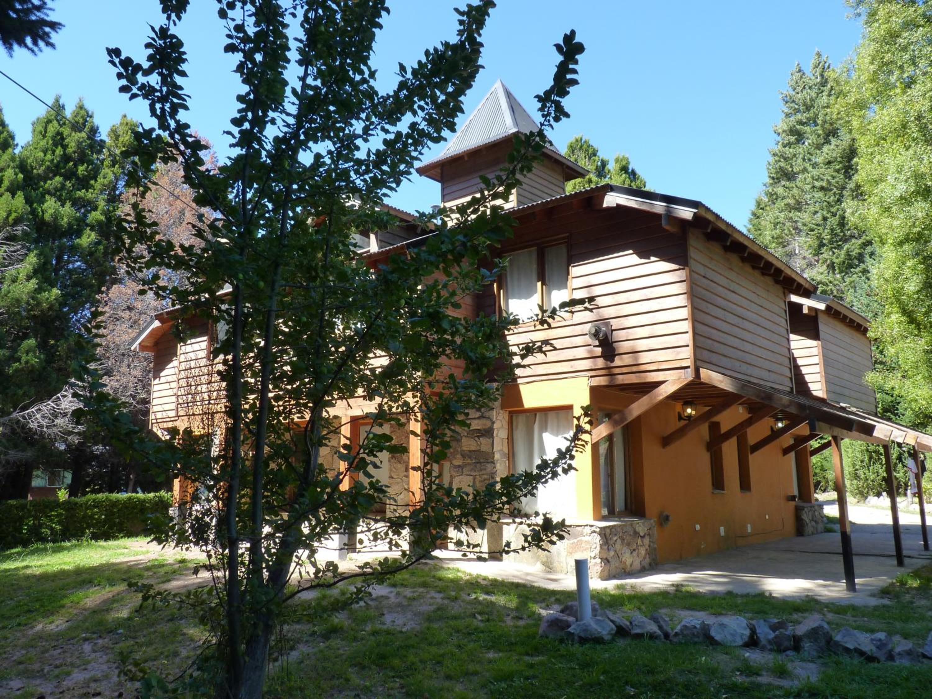 Tinsel's House