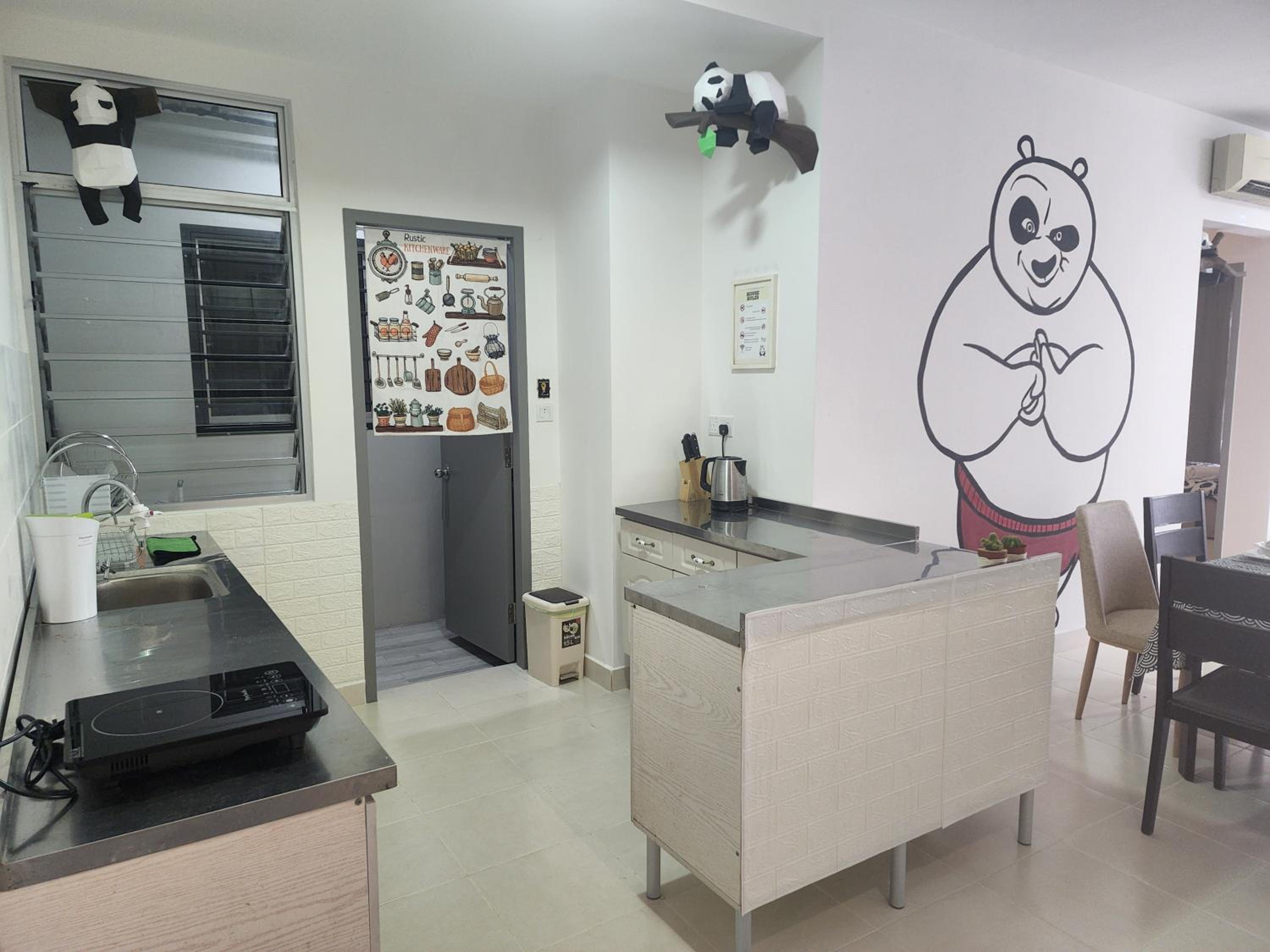 Netflix Panda House 3B2R Rimbayu kota kemuning with Atari games photo 8