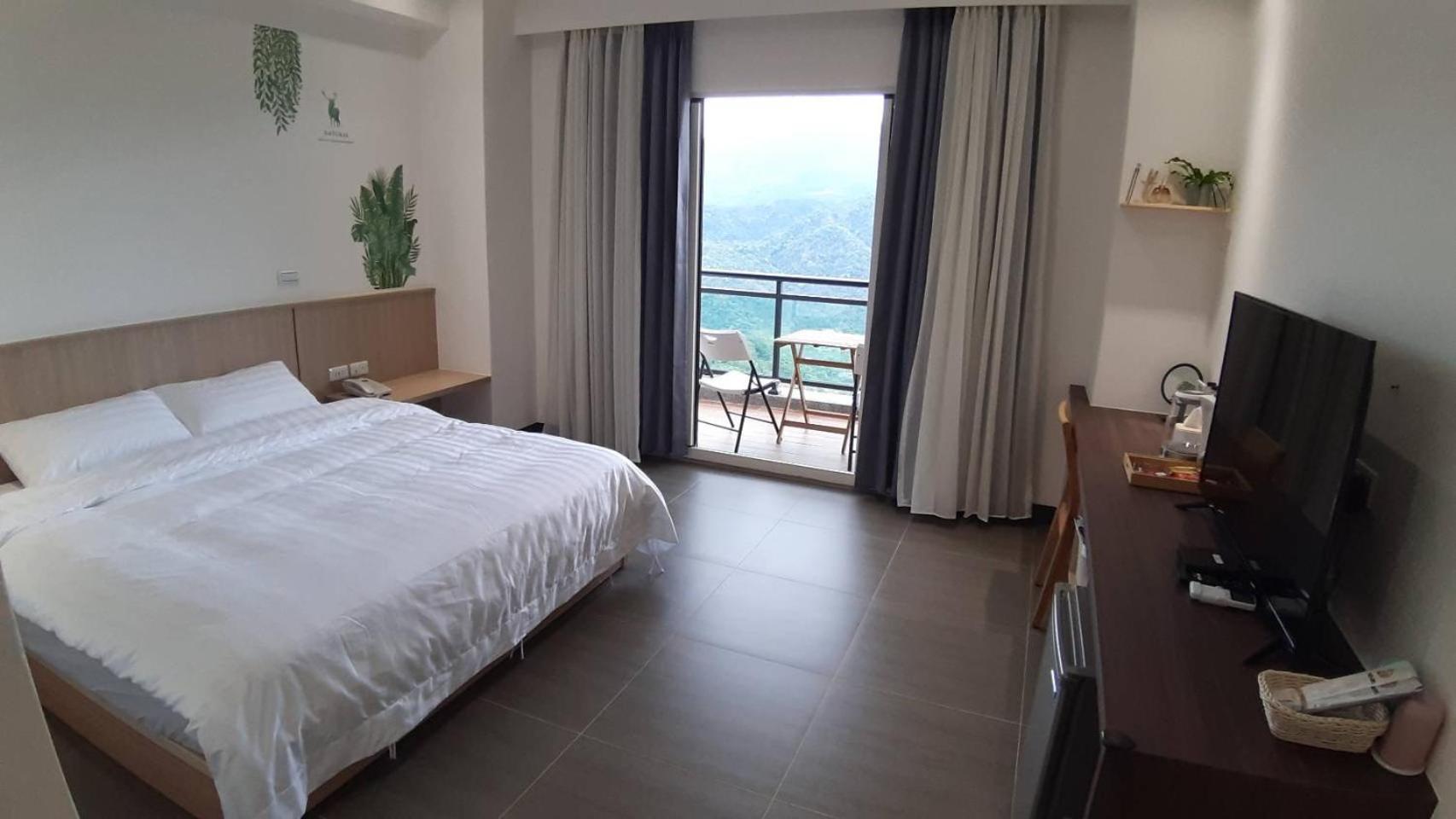 One Roll Stone Homestay view 3