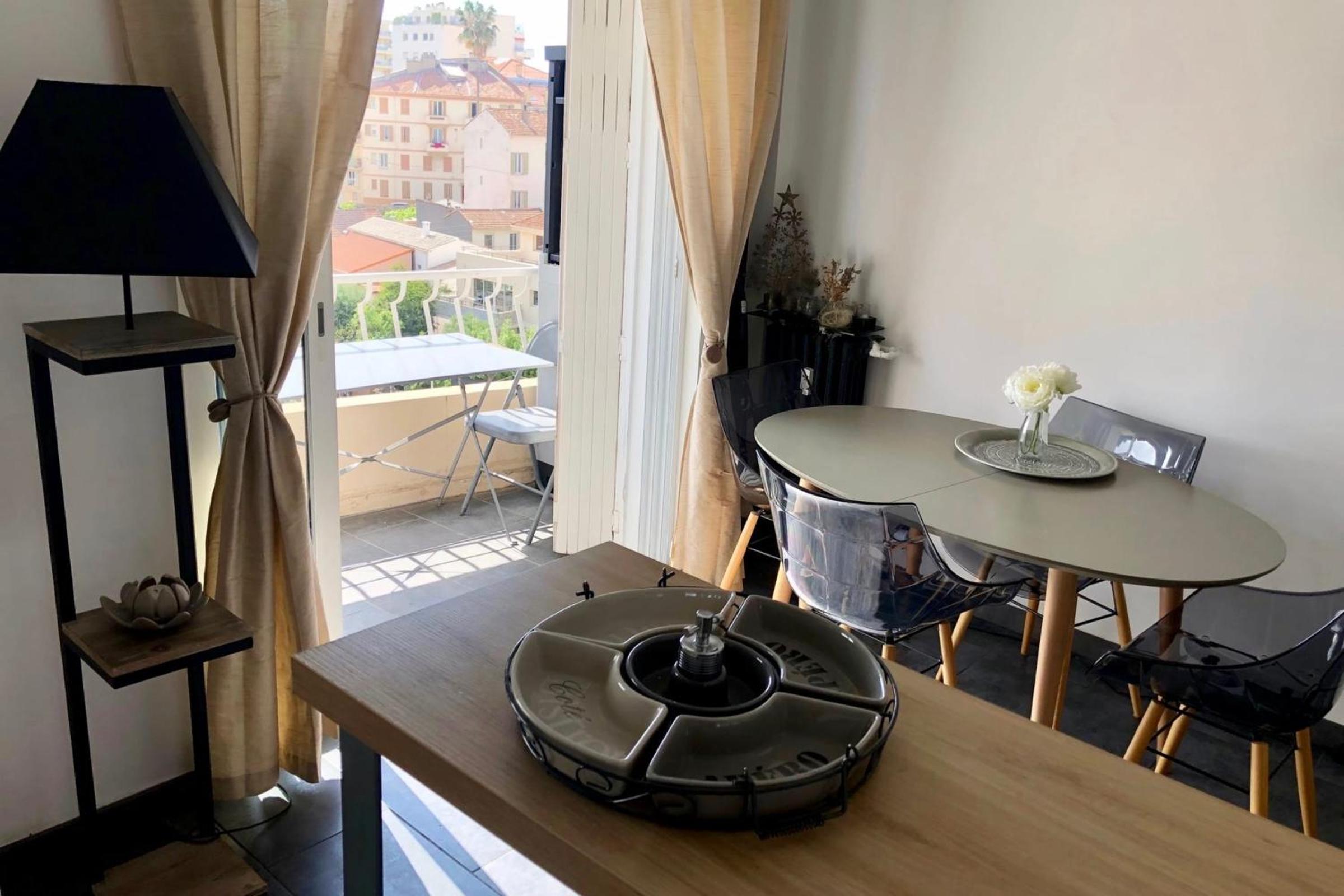 Cosy 42m With Balcony Nice View And Wifi photo 5