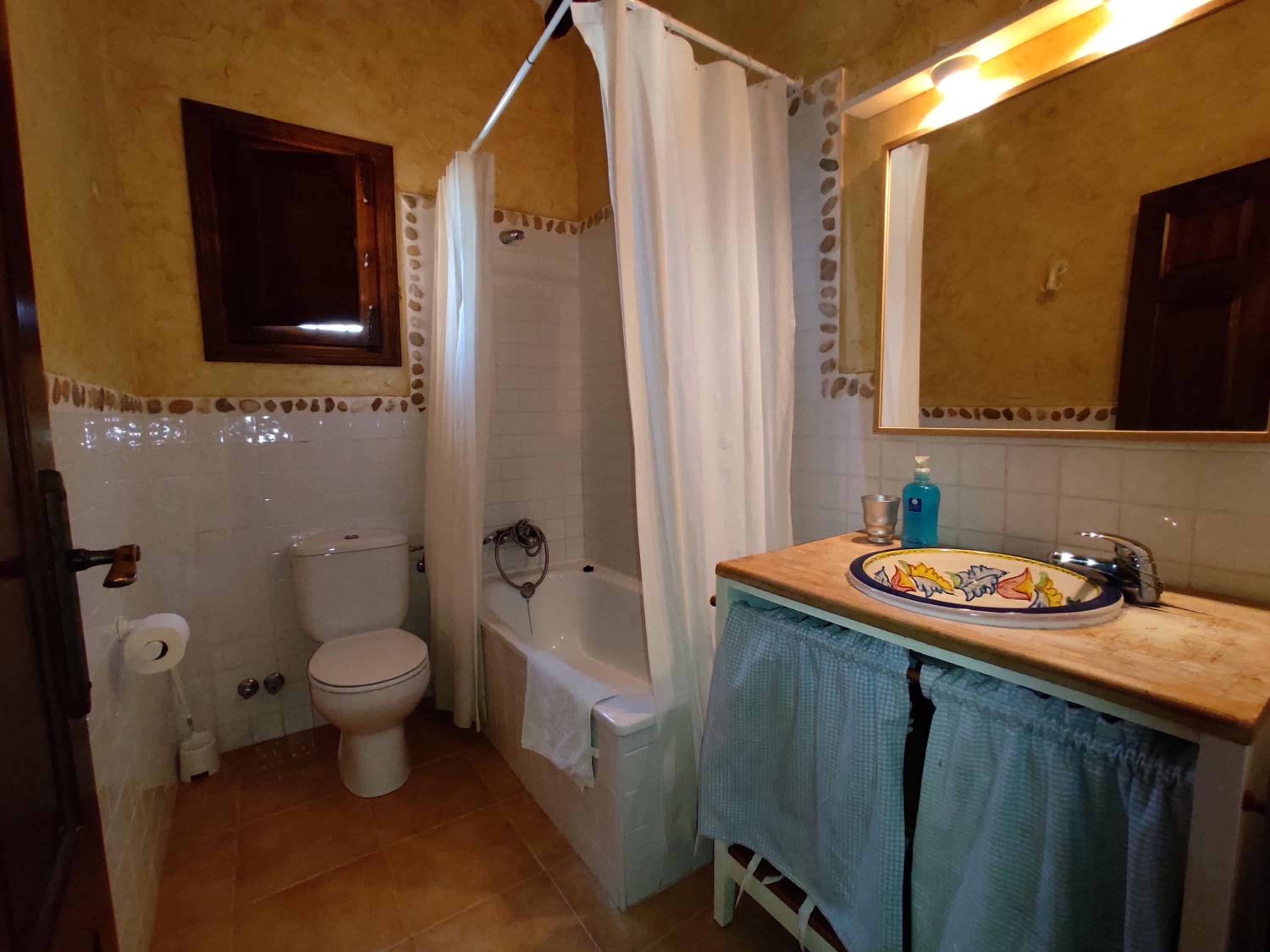 Casas Amarillas. Finca el Campillo