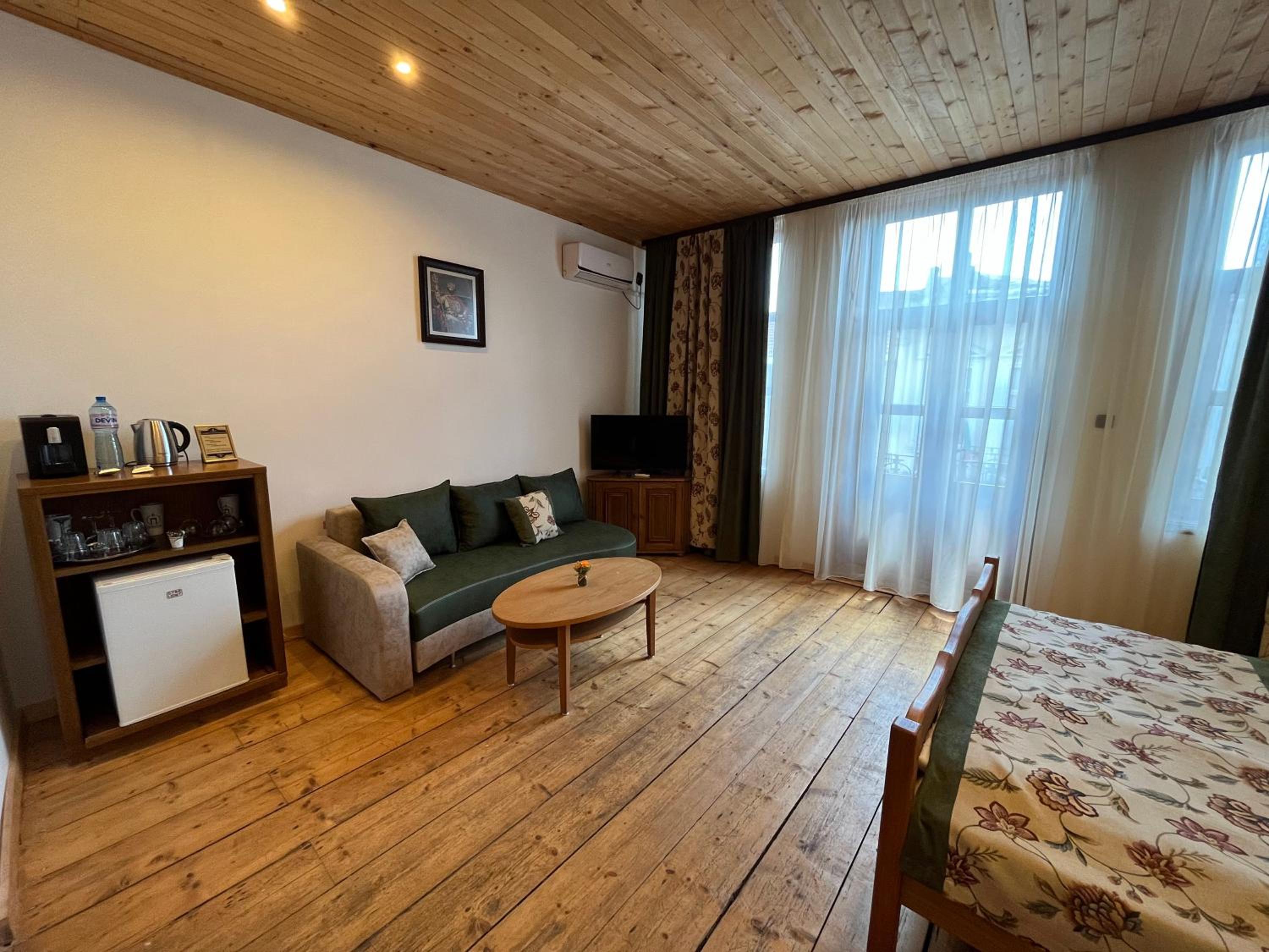 Tsarevets Residence