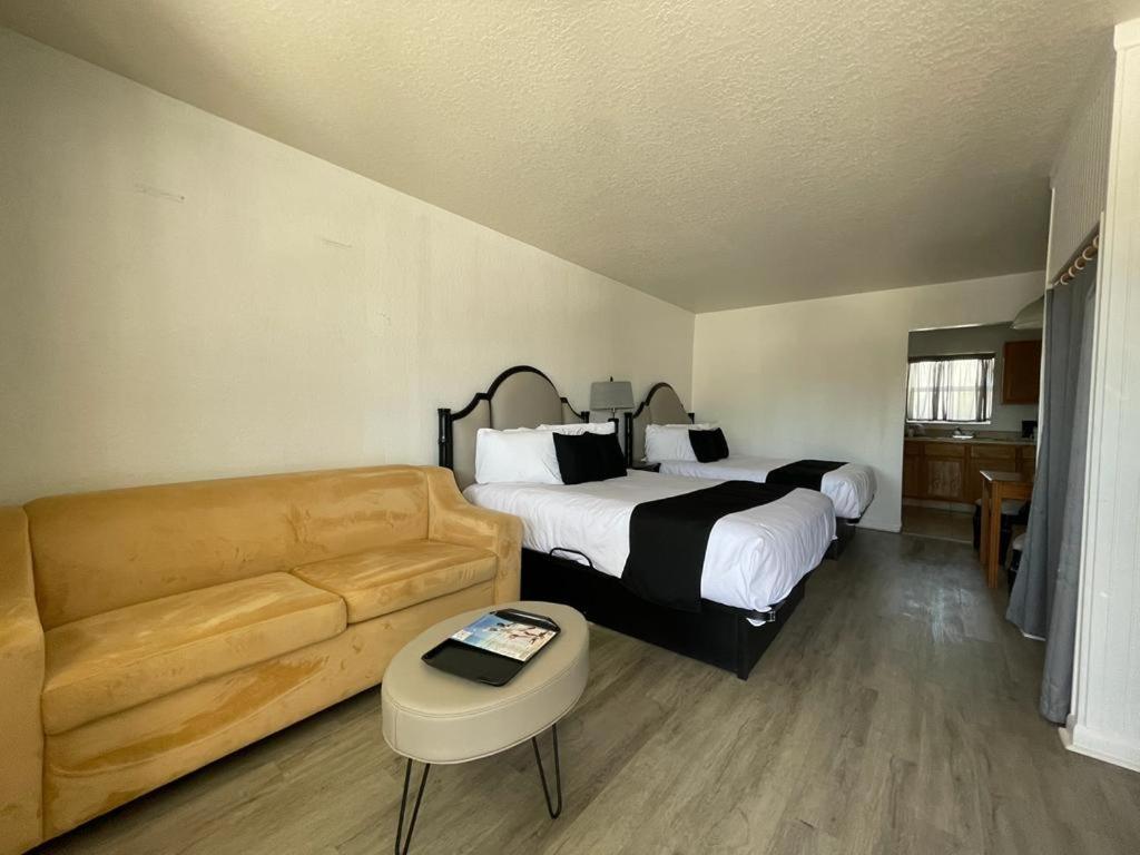 Holiday Isles Resort