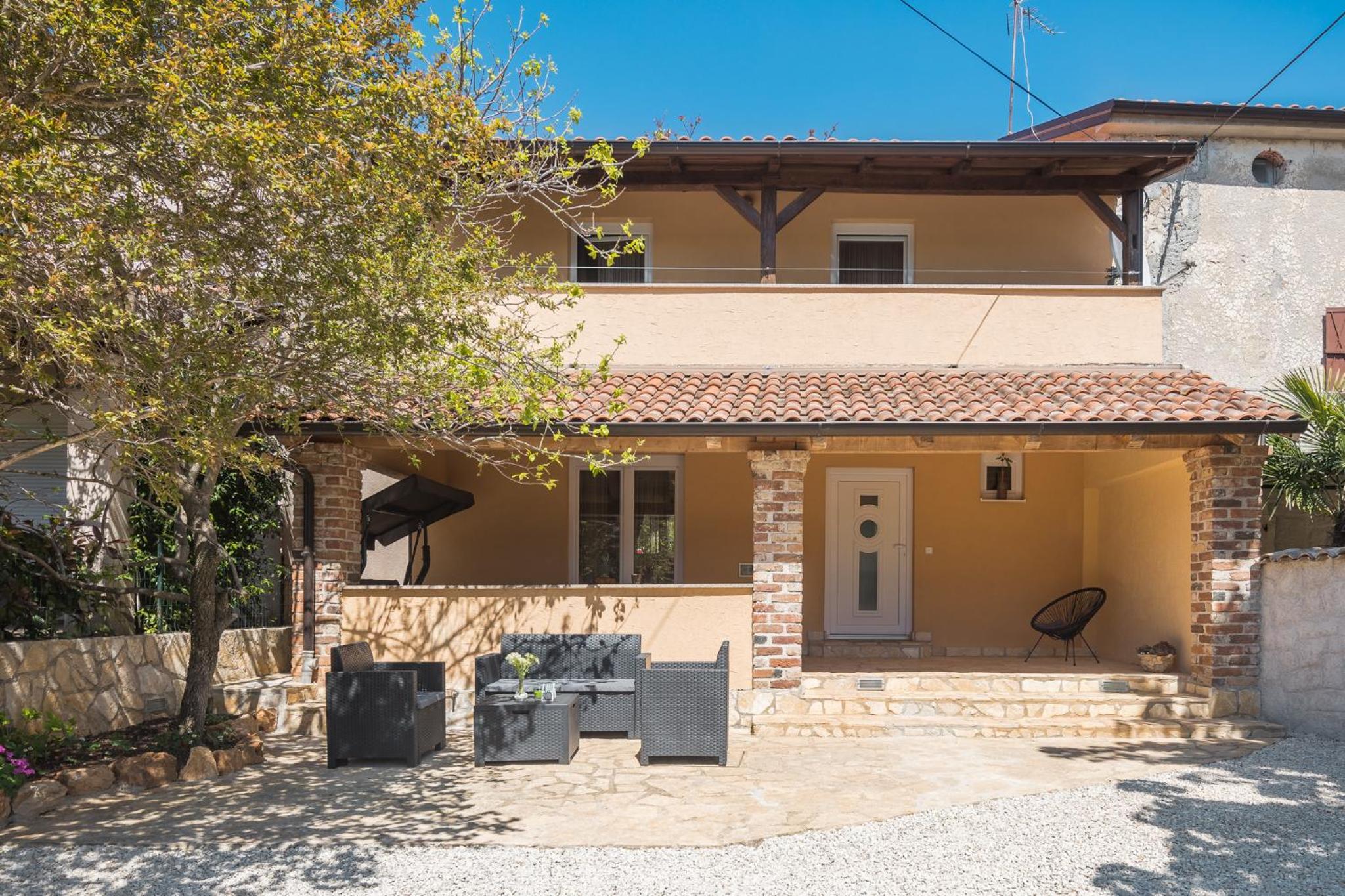 Casa Viktoria with private garden and BBQ view 3