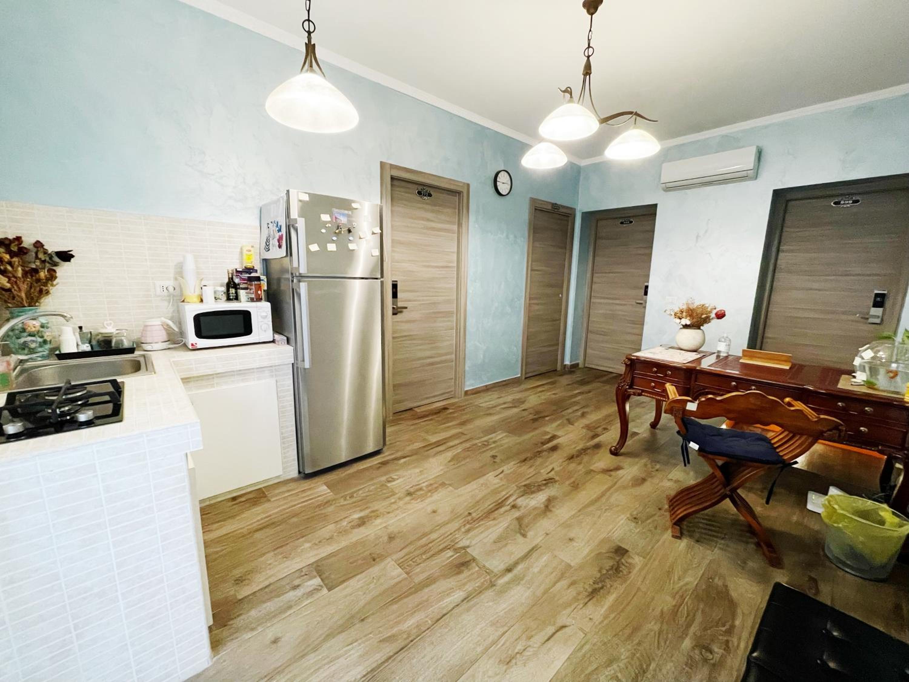 Iris Guest House